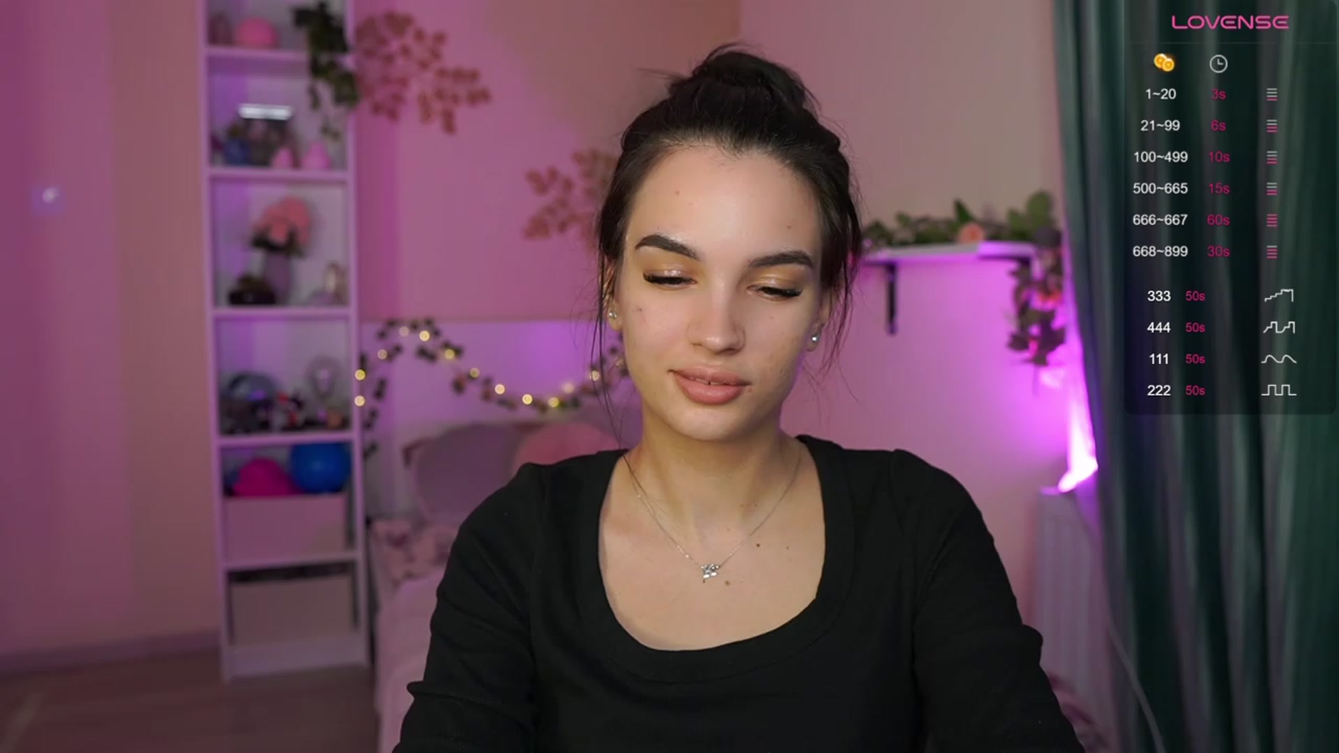 Gallery image thumbnail from Kylie_Quinn's myfreecams stream on, 11/08/2023, 20:22 image 3 of 20