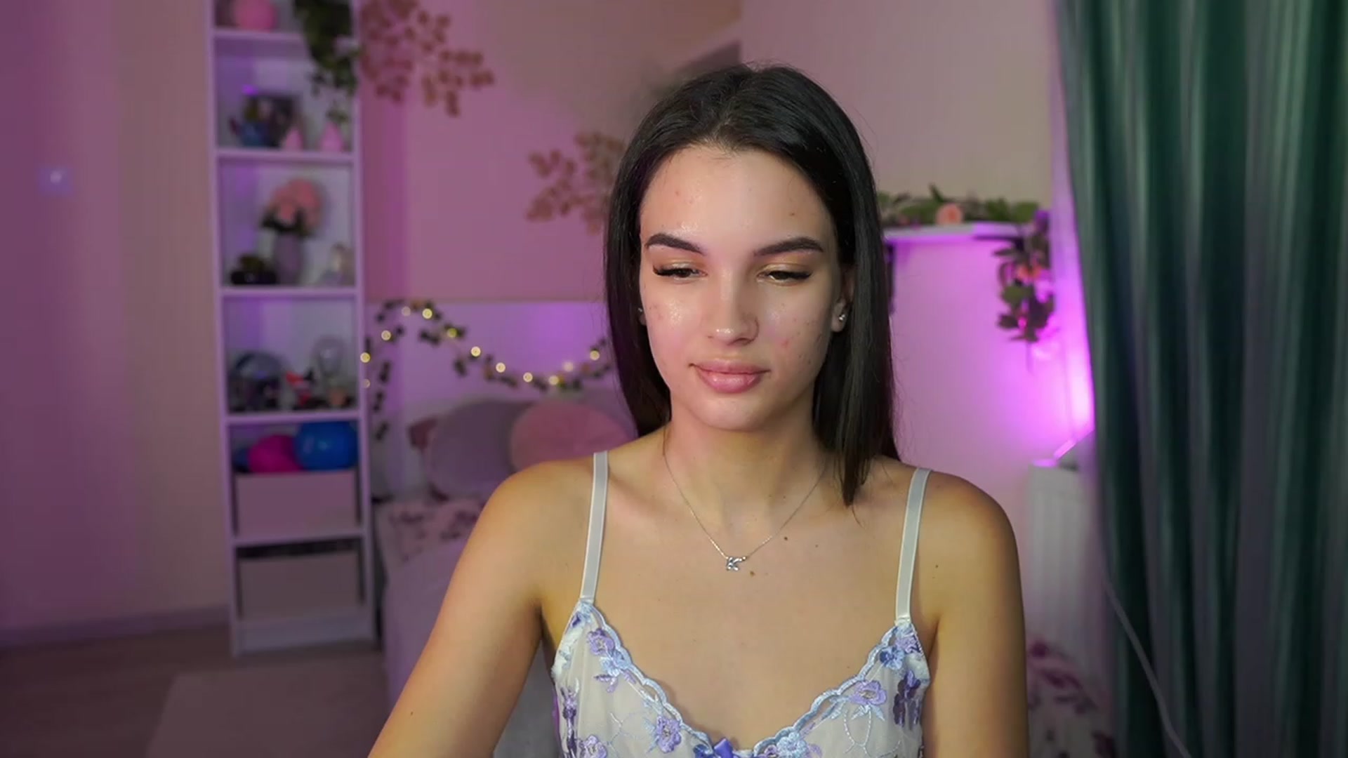 Gallery image thumbnail from Kylie_Quinn's myfreecams stream on, 11/09/2023, 22:46 image 5 of 20