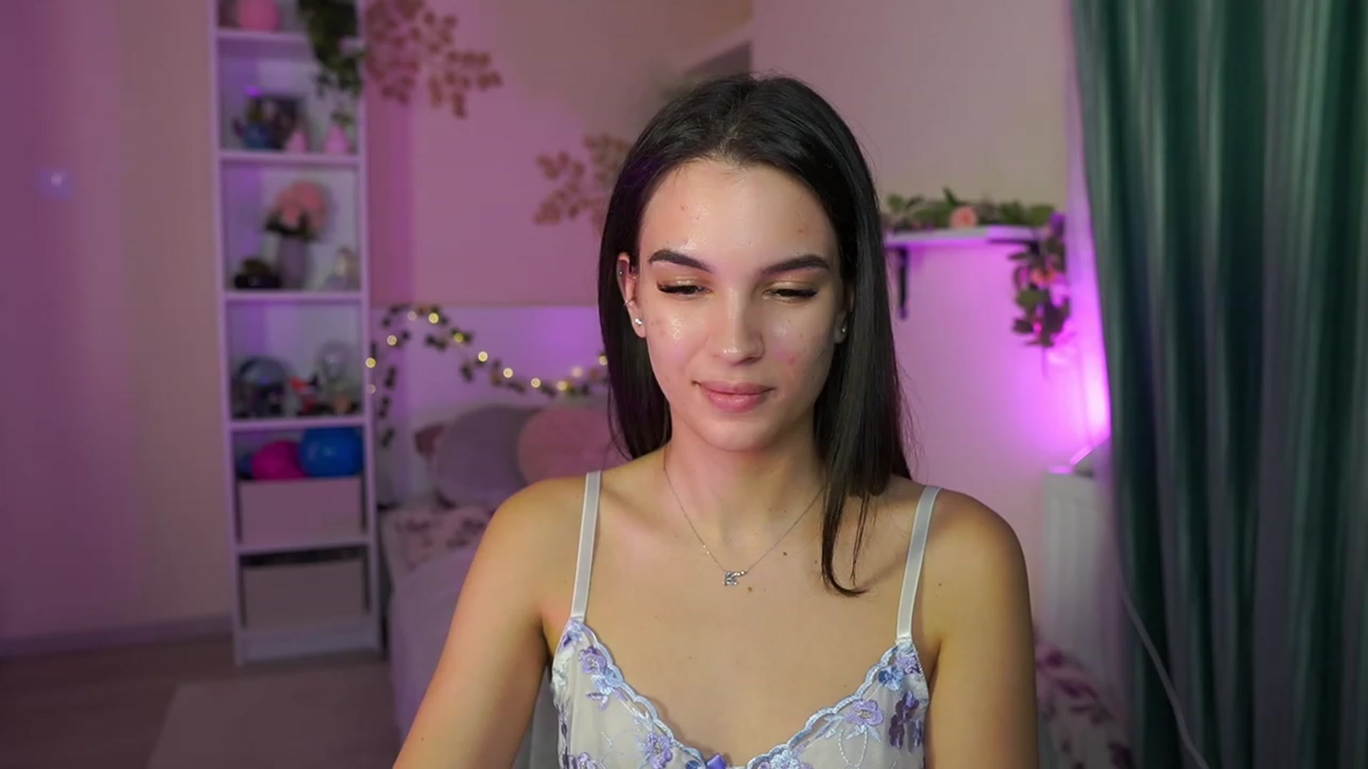 Gallery image thumbnail from Kylie_Quinn's myfreecams stream on, 11/09/2023, 22:46 image 7 of 20