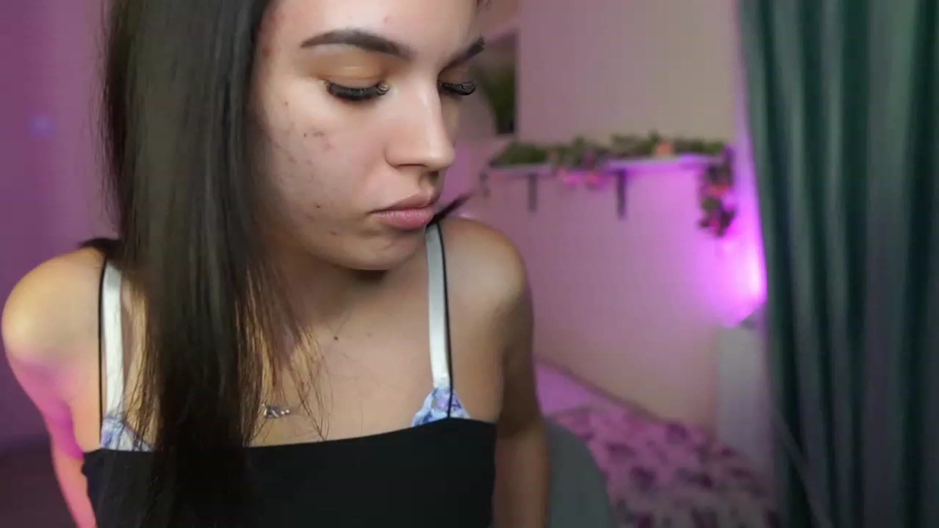 Gallery image thumbnail from Kylie_Quinn's myfreecams stream on, 11/09/2023, 22:46 image 13 of 20