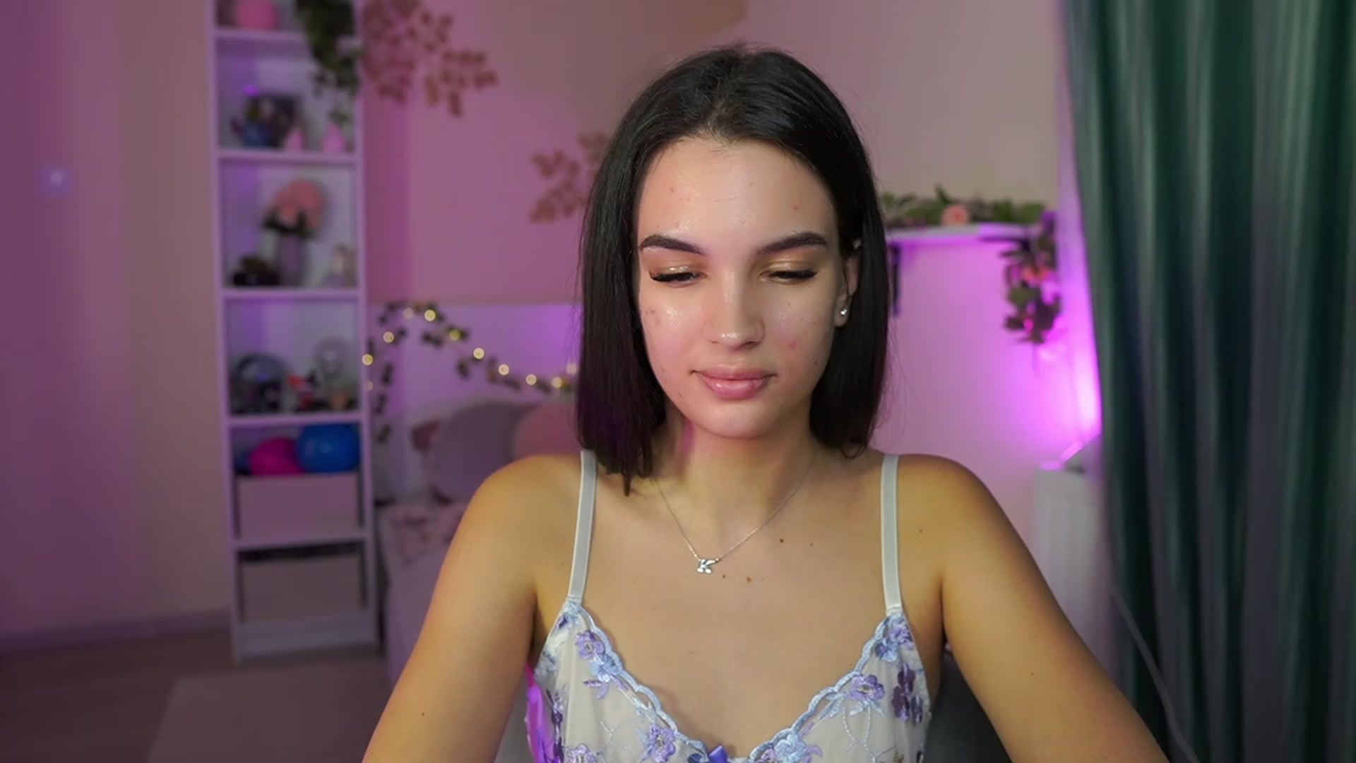 Gallery image thumbnail from Kylie_Quinn's myfreecams stream on, 11/09/2023, 22:46 image 10 of 20