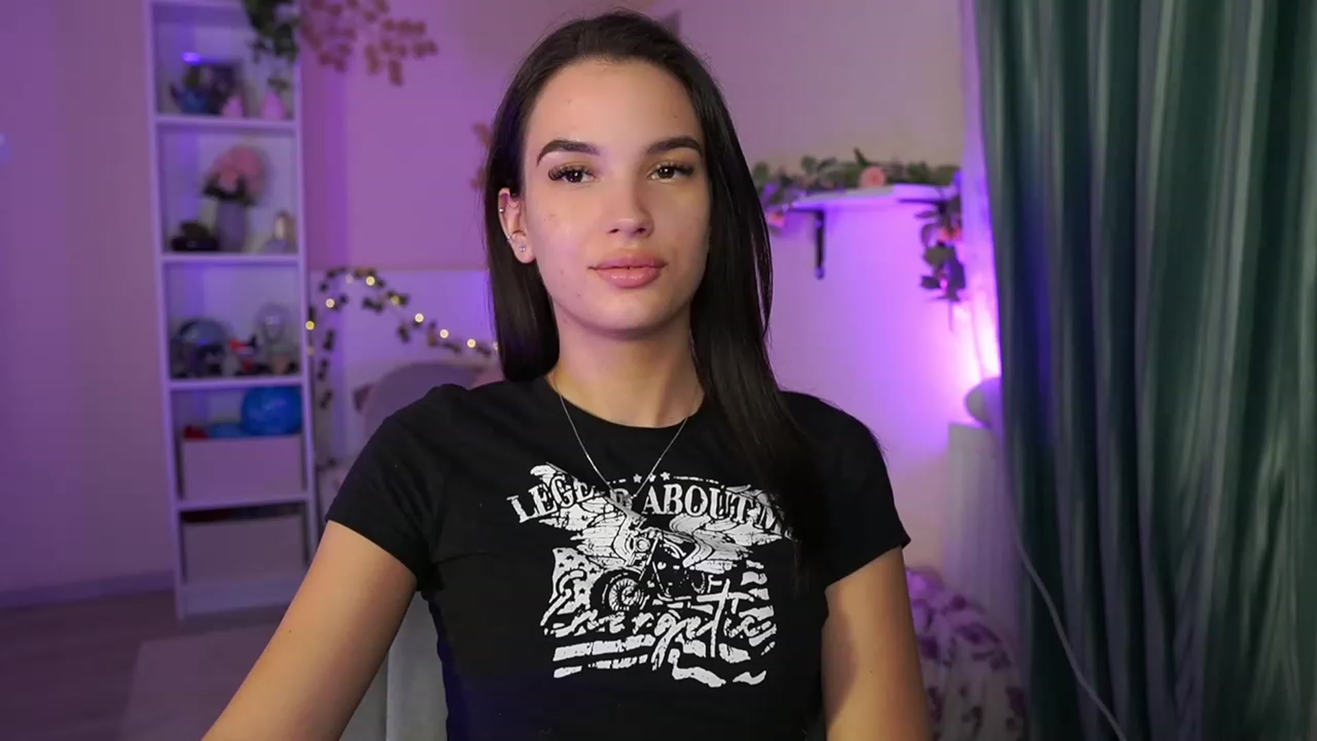 Gallery image thumbnail from Kylie_Quinn's myfreecams stream on, 11/10/2023, 19:36 image 8 of 20
