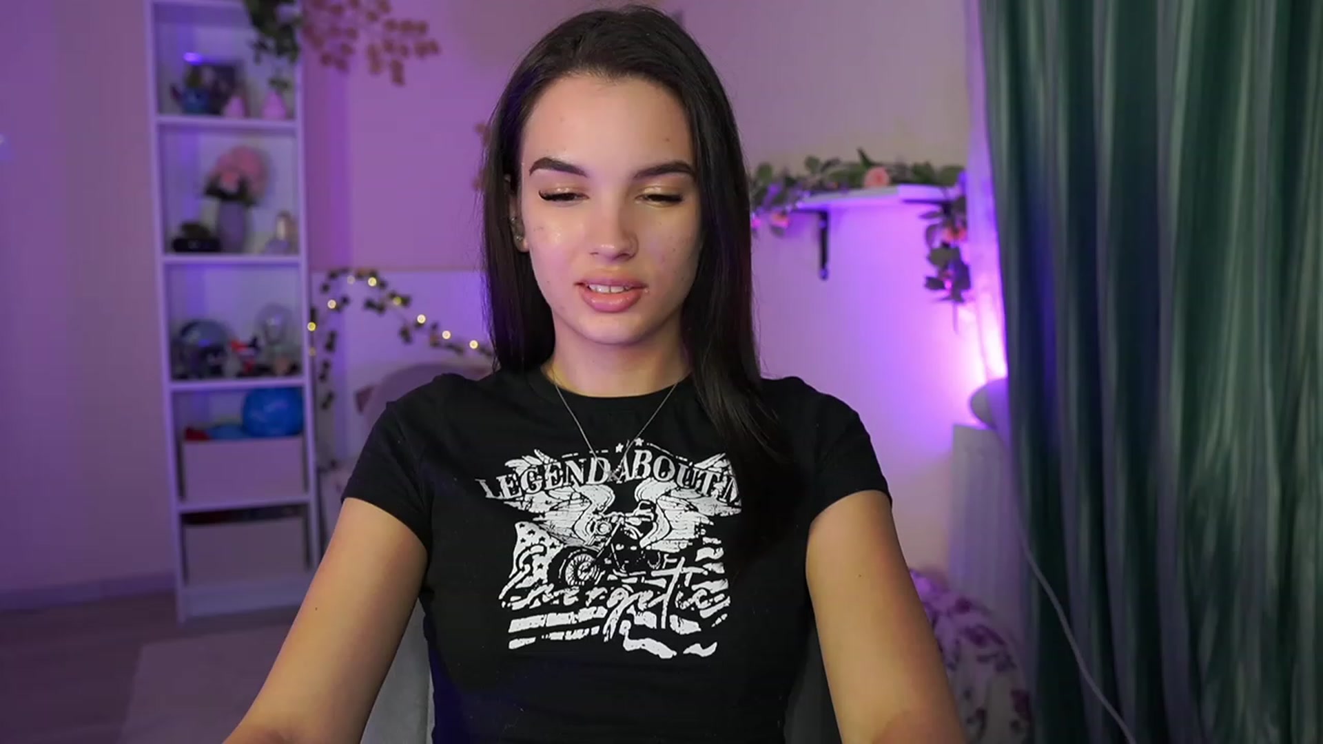 Gallery image thumbnail from Kylie_Quinn's myfreecams stream on, 11/10/2023, 19:36 image 20 of 20