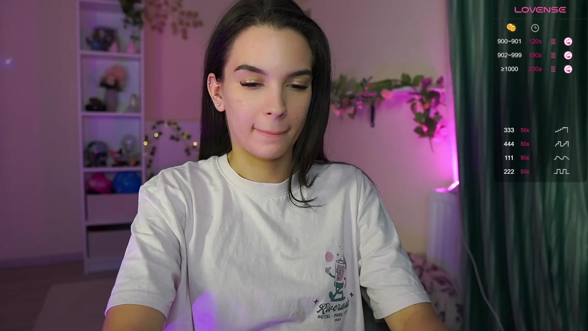 Gallery image thumbnail from Kylie_Quinn's myfreecams stream on, 11/12/2023, 20:42 image 19 of 20