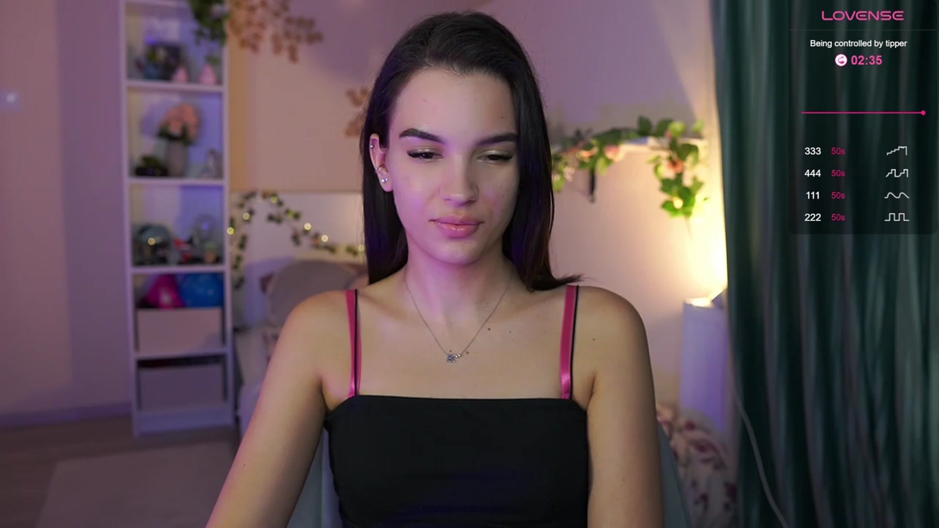 Gallery image thumbnail from Kylie_Quinn's myfreecams stream on, 11/13/2023, 20:53 image 8 of 20