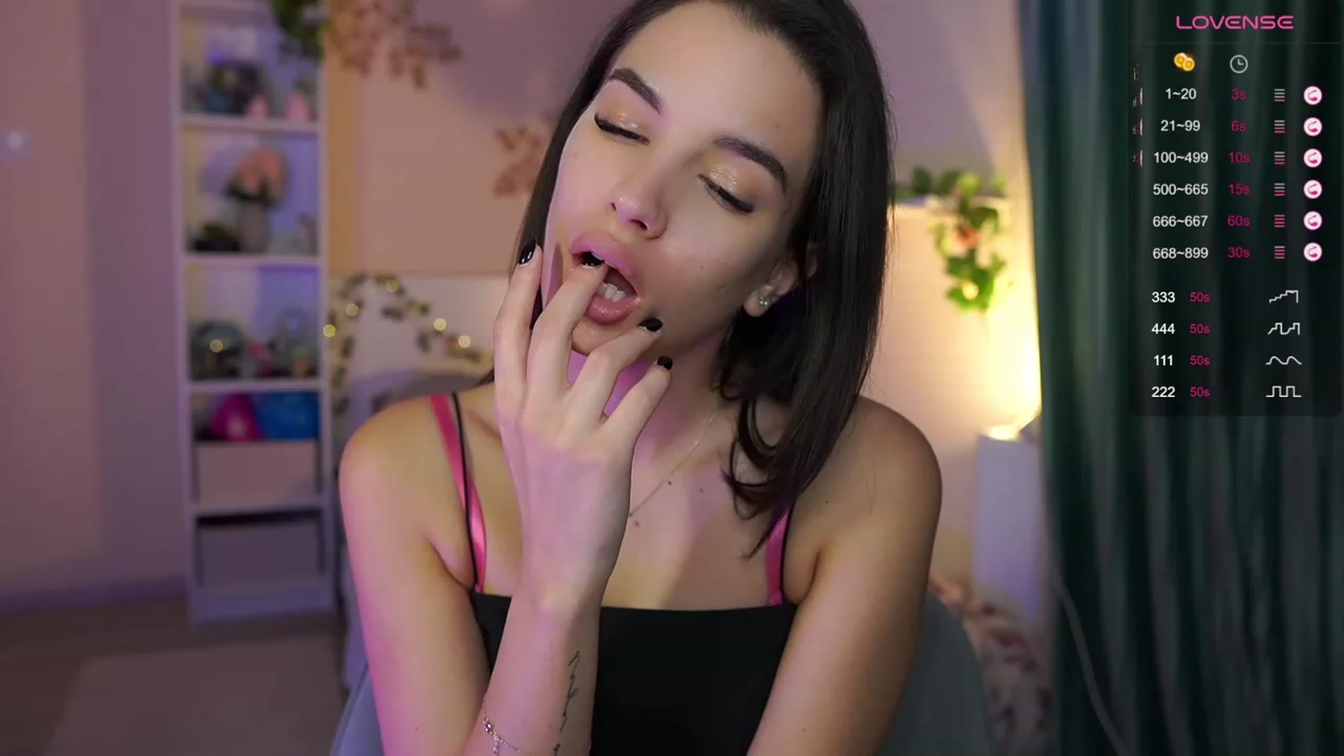 Gallery image thumbnail from Kylie_Quinn's myfreecams stream on, 11/13/2023, 20:53 image 10 of 20