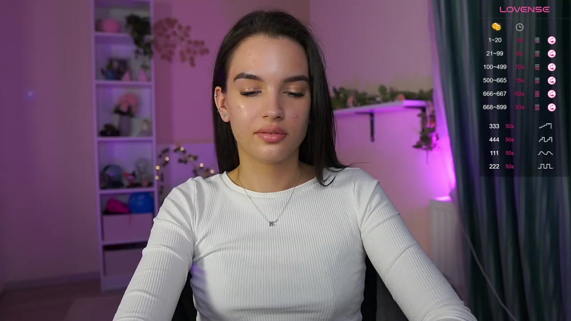 Gallery image thumbnail from Kylie_Quinn's myfreecams stream on, 11/17/2023, 22:39 image 5 of 20