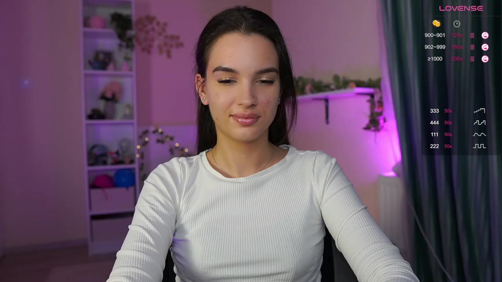 Gallery image thumbnail from Kylie_Quinn's myfreecams stream on, 11/17/2023, 23:13 image 15 of 20