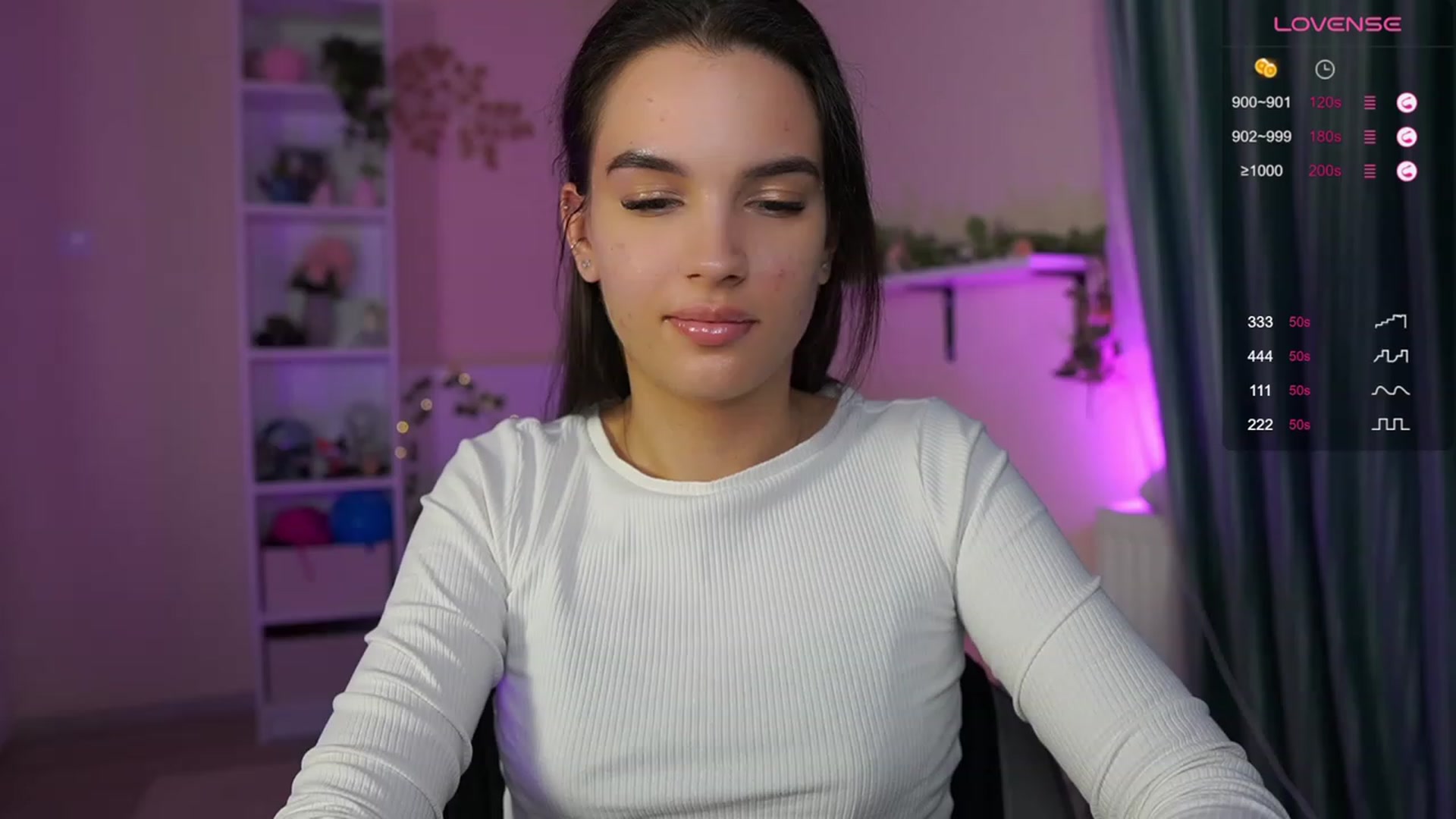 Gallery image thumbnail from Kylie_Quinn's myfreecams stream on, 11/17/2023, 23:13 image 7 of 20