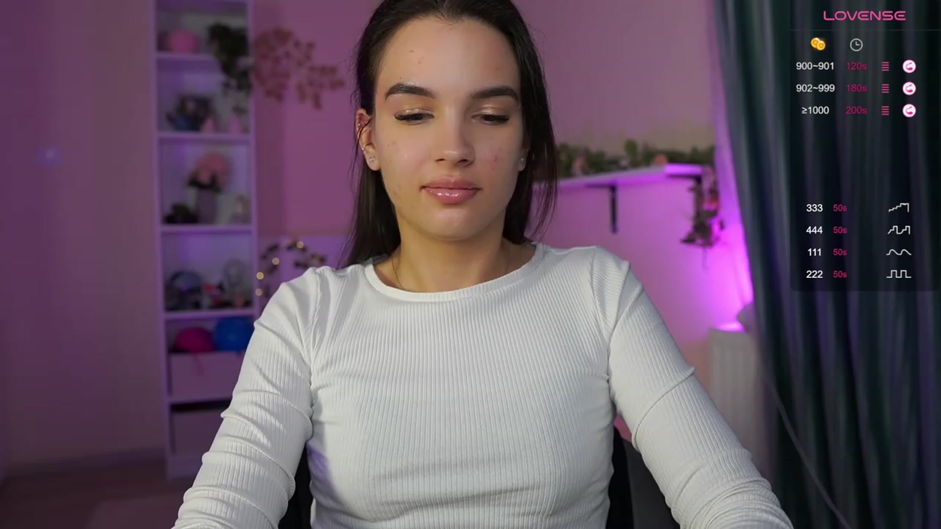Gallery image thumbnail from Kylie_Quinn's myfreecams stream on, 11/17/2023, 23:13 image 6 of 20