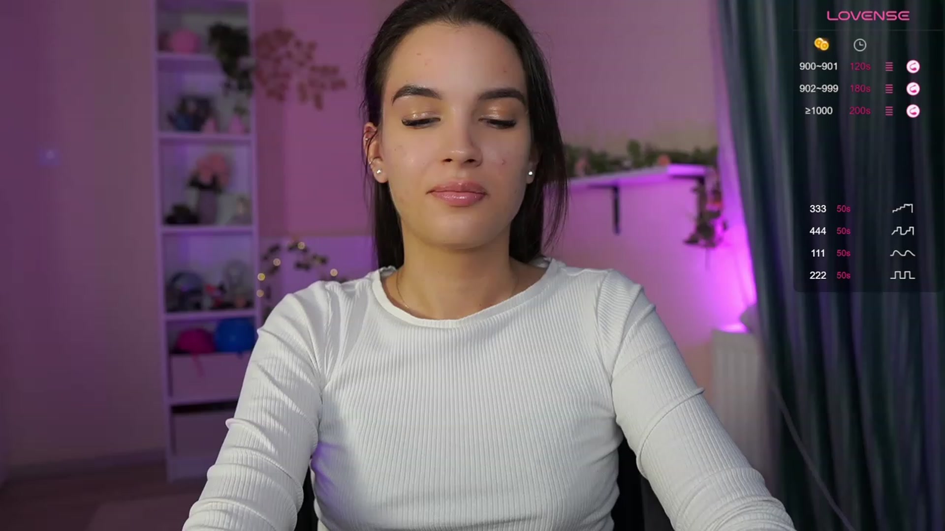 Gallery image thumbnail from Kylie_Quinn's myfreecams stream on, 11/17/2023, 23:13 image 9 of 20