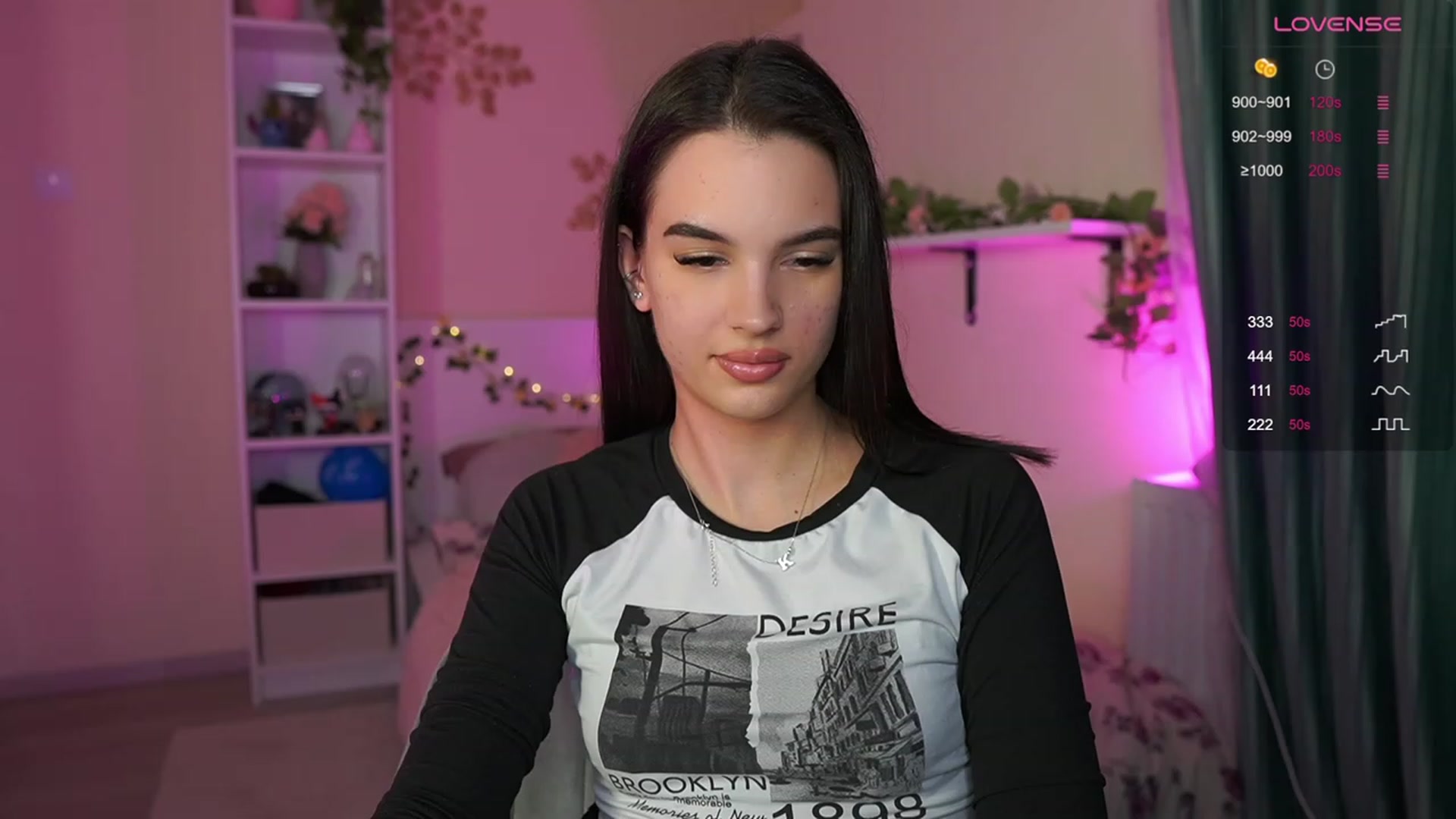 Gallery image thumbnail from Kylie_Quinn's myfreecams stream on, 11/23/2023, 21:06 image 5 of 20