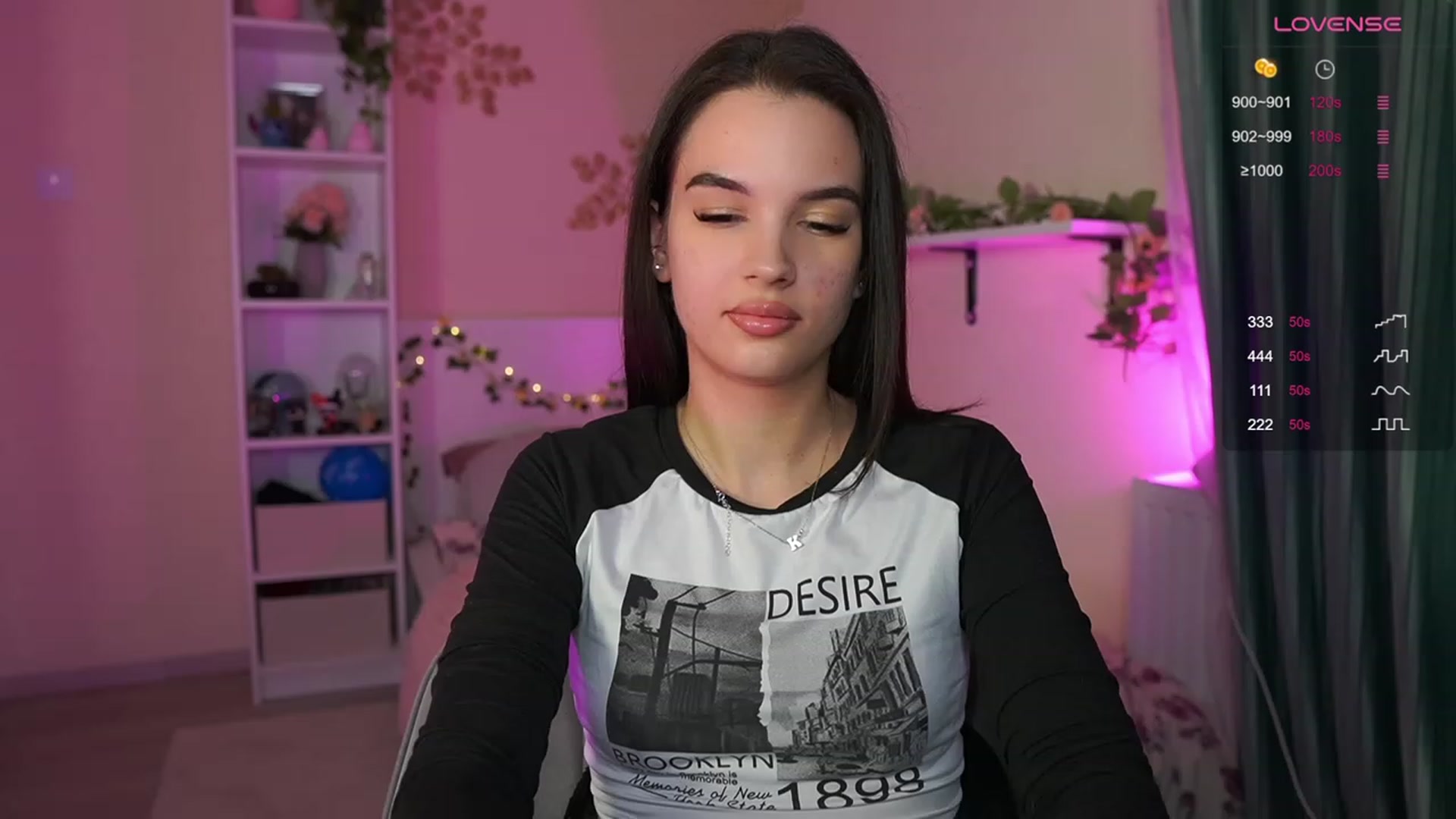 Gallery image thumbnail from Kylie_Quinn's myfreecams stream on, 11/23/2023, 21:06 image 4 of 20