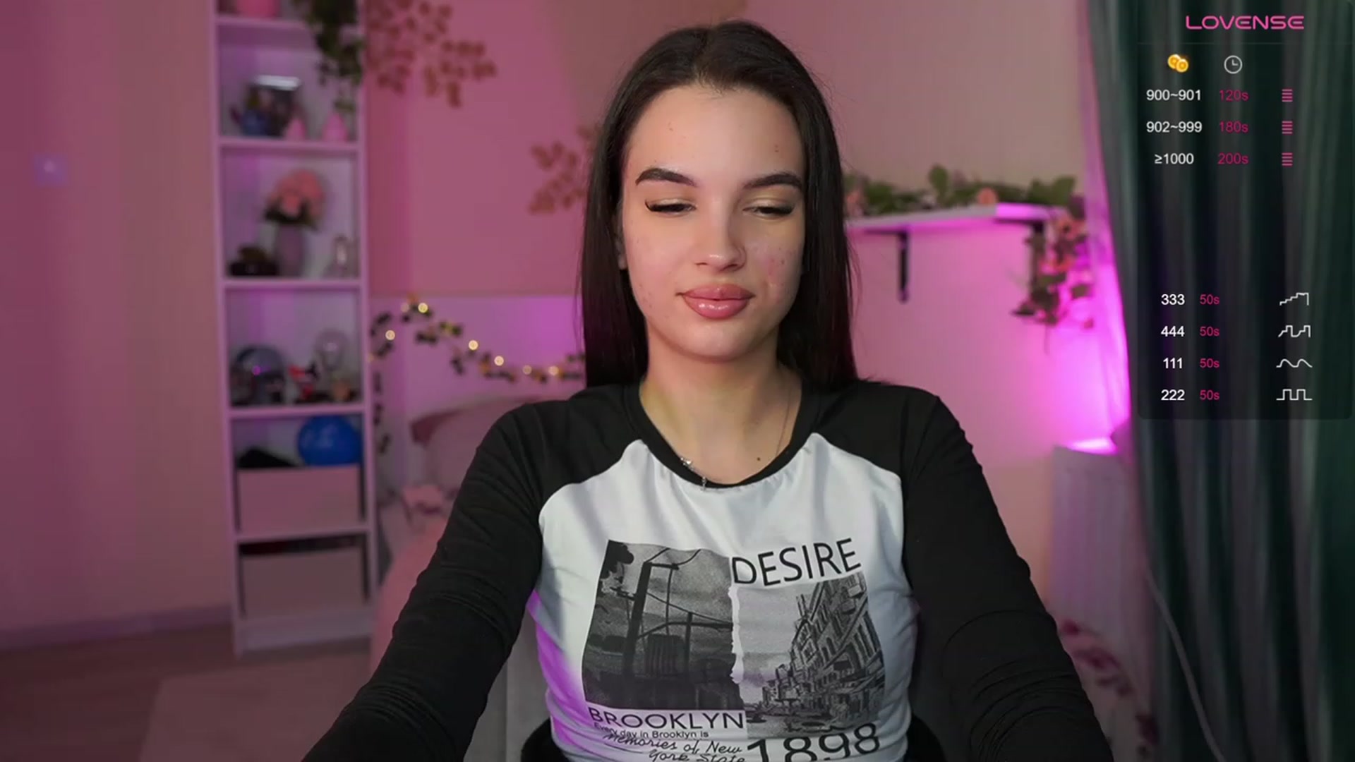 Gallery image thumbnail from Kylie_Quinn's myfreecams stream on, 11/23/2023, 21:06 image 6 of 20