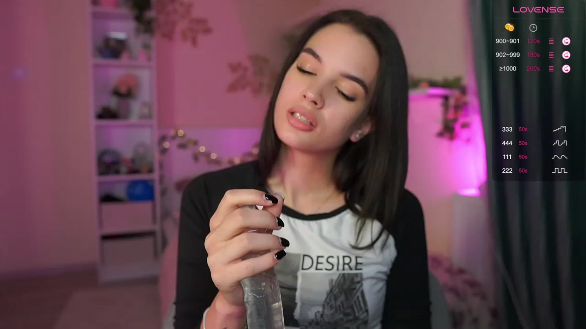 Gallery image thumbnail from Kylie_Quinn's myfreecams stream on, 11/23/2023, 23:37 image 2 of 20