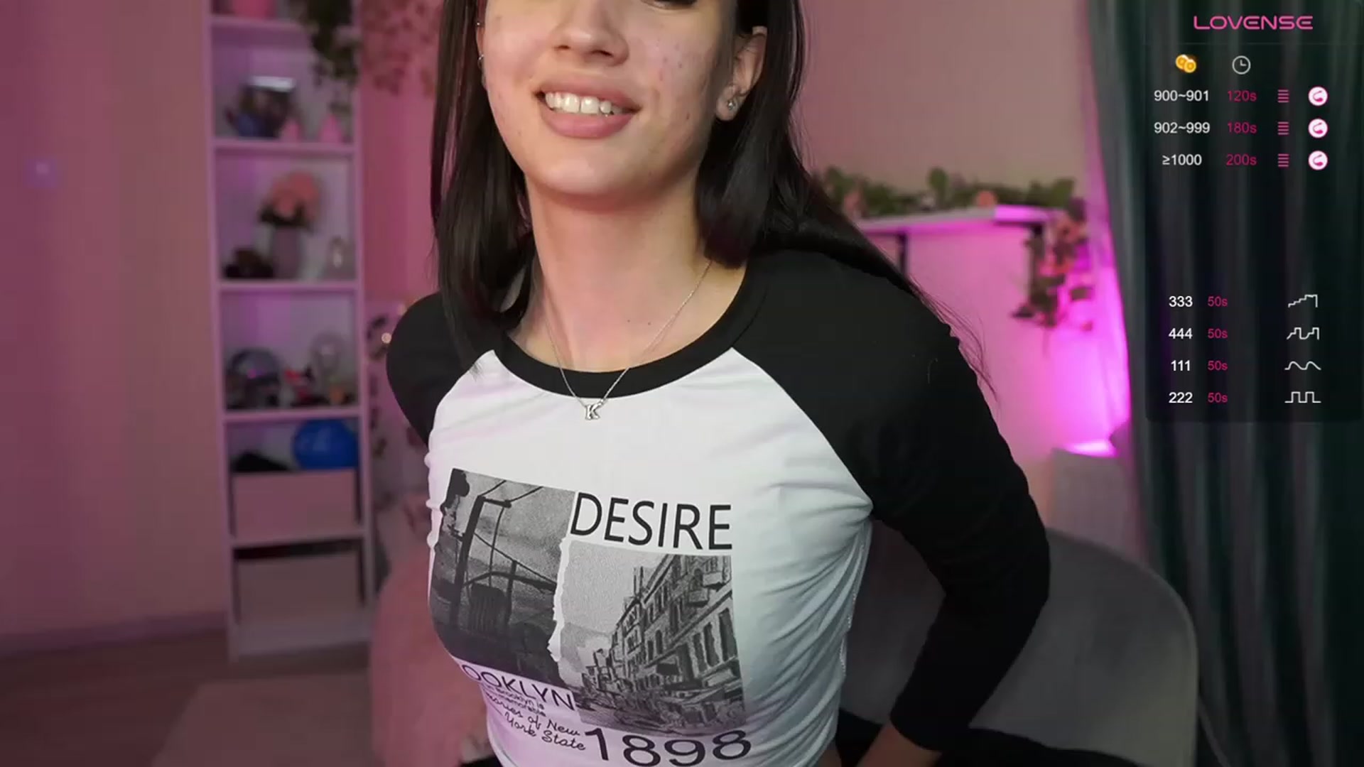 Gallery image thumbnail from Kylie_Quinn's myfreecams stream on, 11/24/2023, 24:24 image 1 of 20