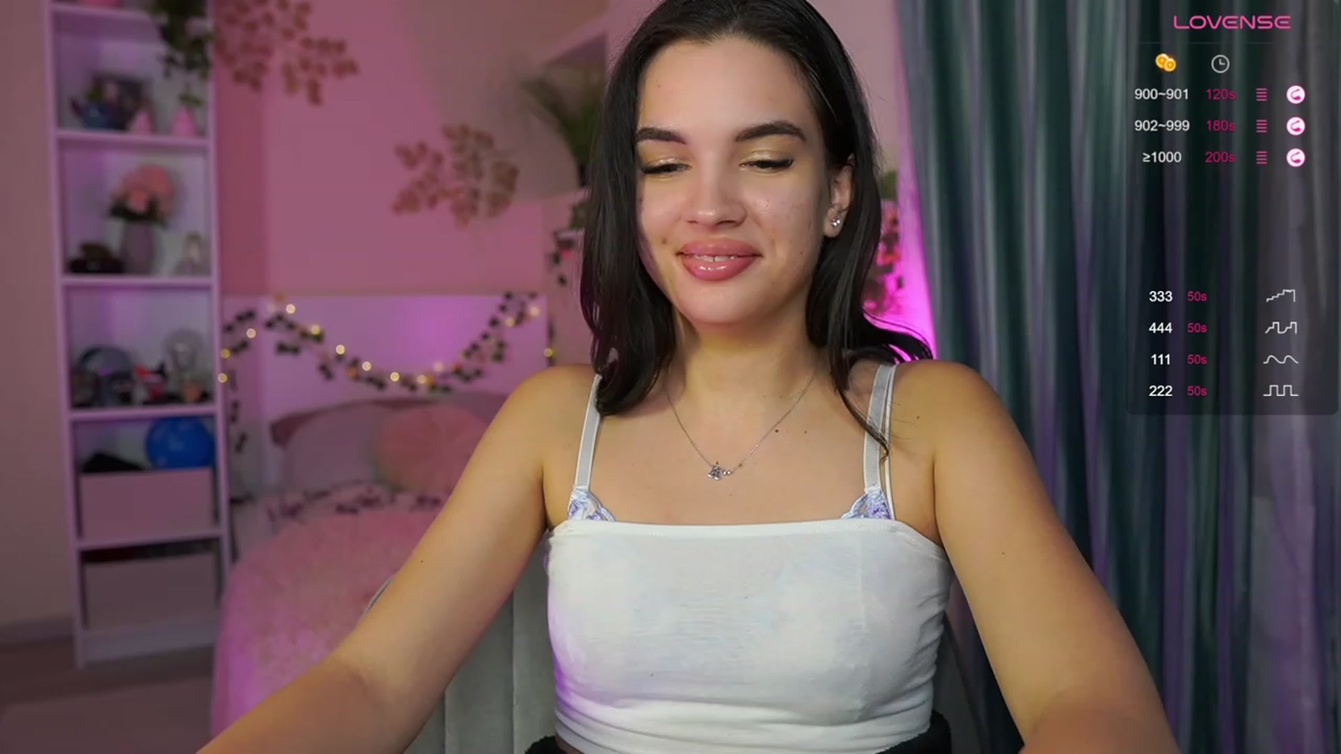 Gallery image thumbnail from Kylie_Quinn's myfreecams stream on, 11/24/2023, 21:15 image 19 of 20