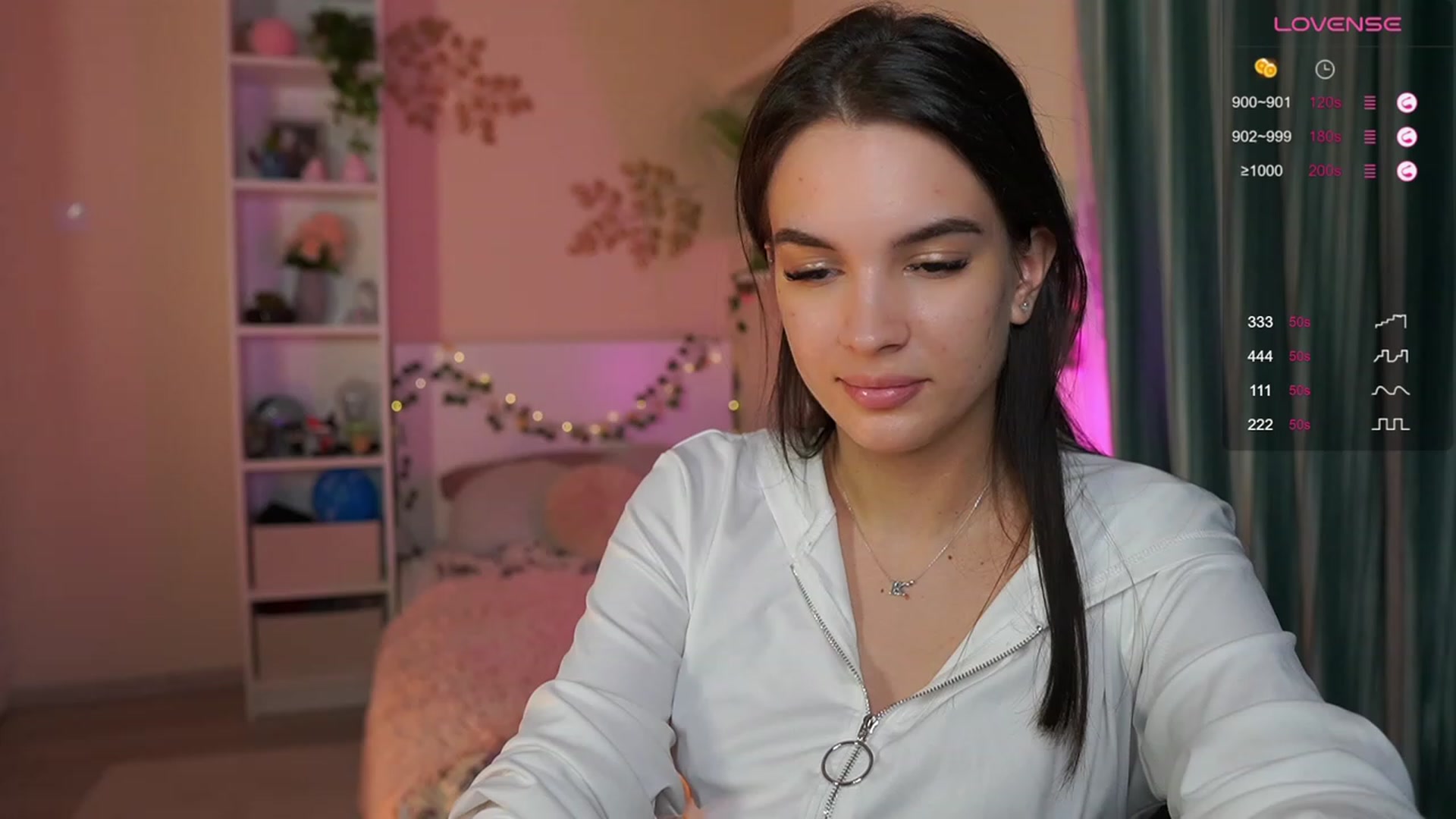 Gallery image thumbnail from Kylie_Quinn's myfreecams stream on, 11/27/2023, 24:41 image 11 of 20