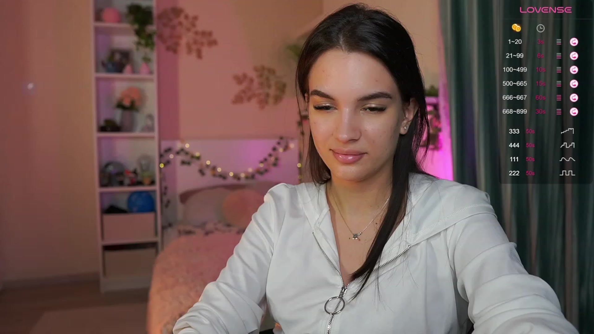 Gallery image thumbnail from Kylie_Quinn's myfreecams stream on, 11/27/2023, 24:41 image 12 of 20