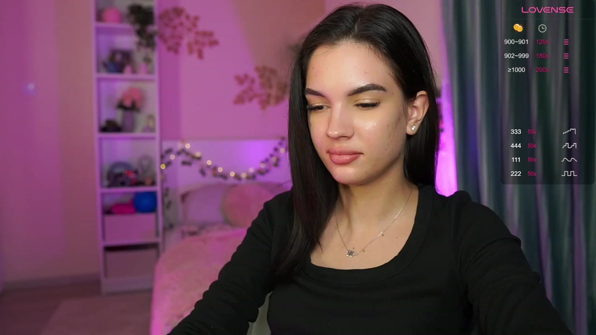 Gallery image thumbnail from Kylie_Quinn's myfreecams stream on, 11/27/2023, 22:27 image 13 of 20