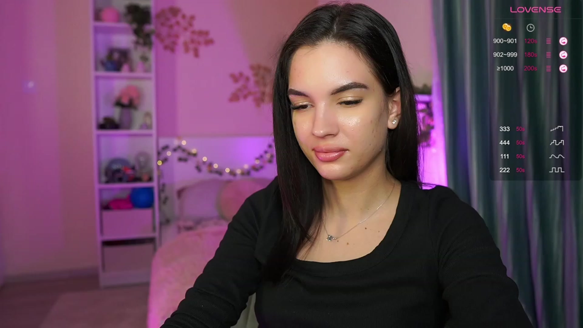 Gallery image thumbnail from Kylie_Quinn's myfreecams stream on, 11/27/2023, 22:27 image 17 of 20