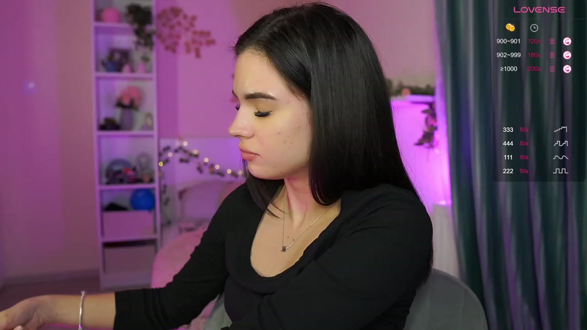 Gallery image thumbnail from Kylie_Quinn's myfreecams stream on, 11/27/2023, 22:55 image 15 of 20