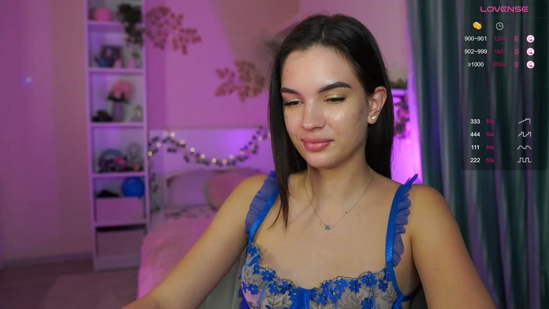 Gallery image thumbnail from Kylie_Quinn's myfreecams stream on, 11/28/2023, 24:01 image 12 of 20