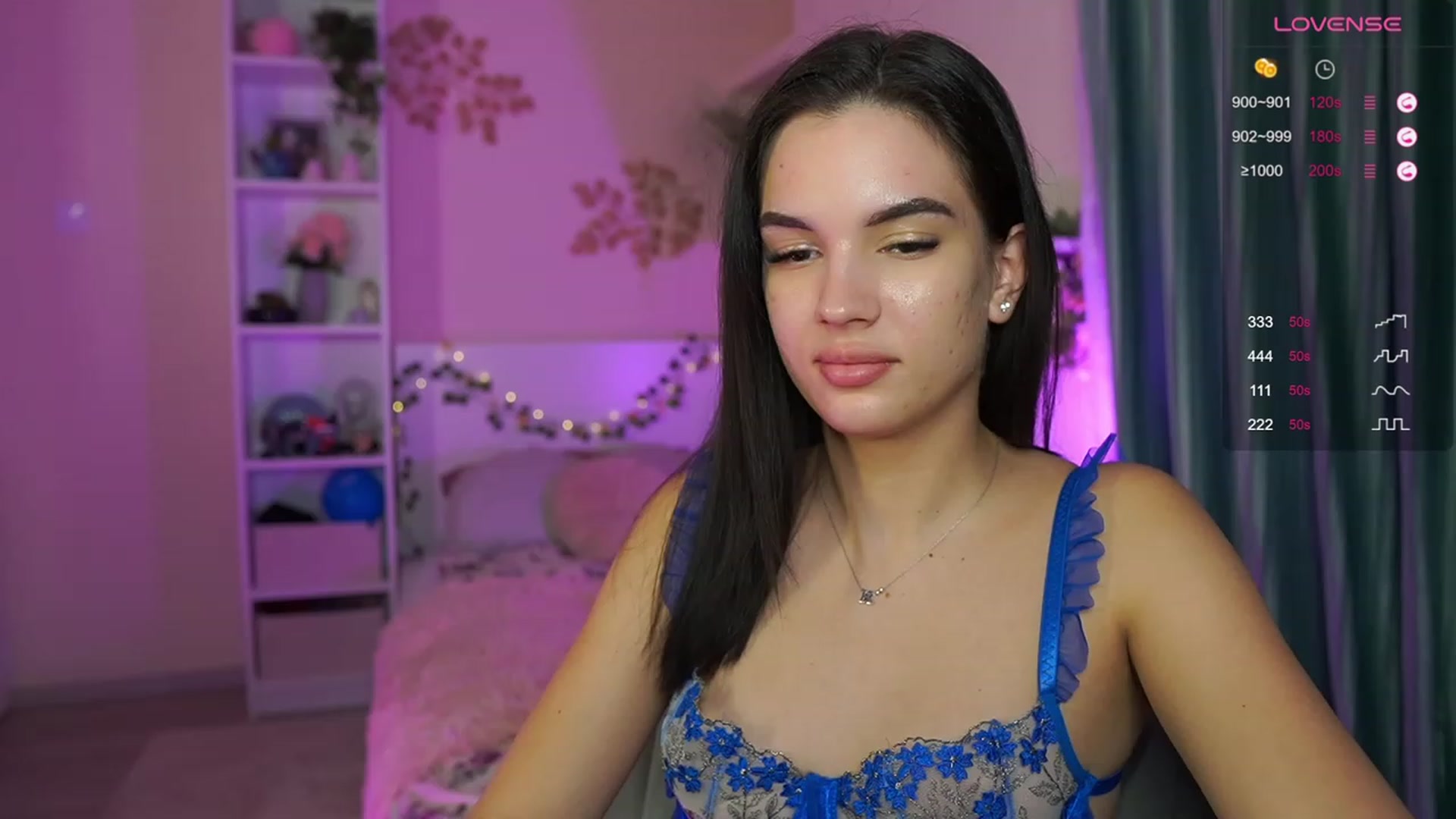 Gallery image thumbnail from Kylie_Quinn's myfreecams stream on, 11/28/2023, 24:01 image 4 of 20