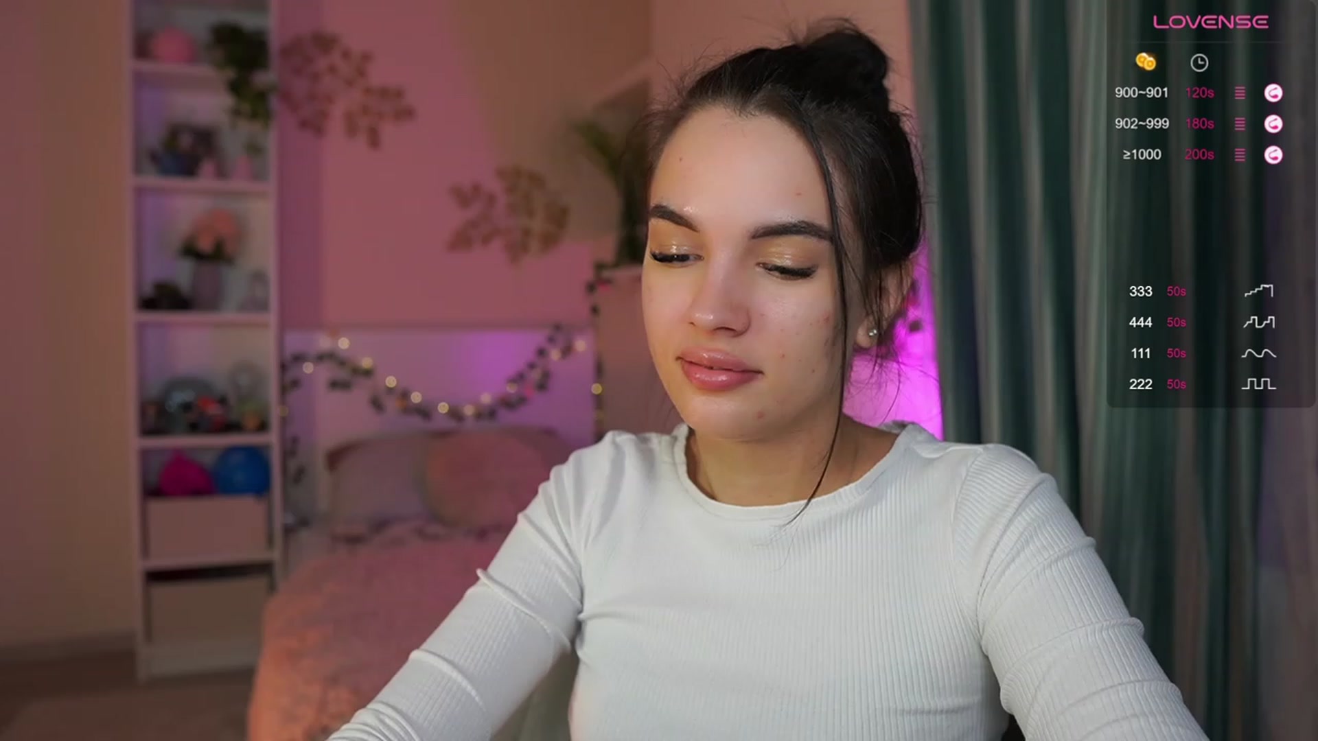 Gallery image thumbnail from Kylie_Quinn's myfreecams stream on, 11/29/2023, 23:15 image 20 of 20