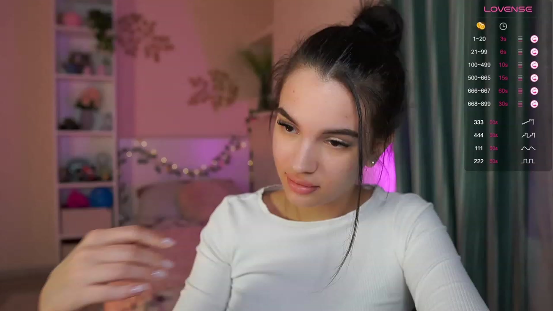 Gallery image thumbnail from Kylie_Quinn's myfreecams stream on, 11/29/2023, 23:15 image 14 of 20