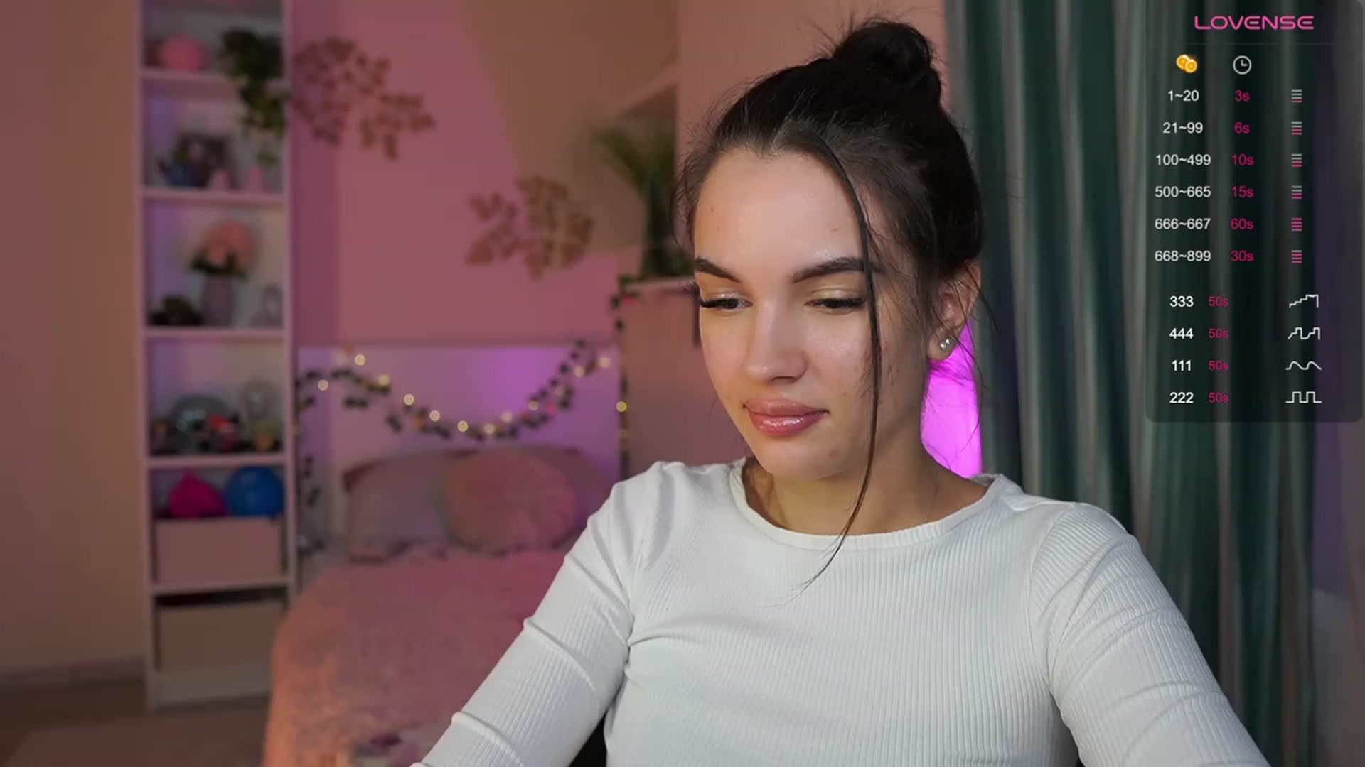 Gallery image thumbnail from Kylie_Quinn's myfreecams stream on, 11/29/2023, 23:15 image 8 of 20