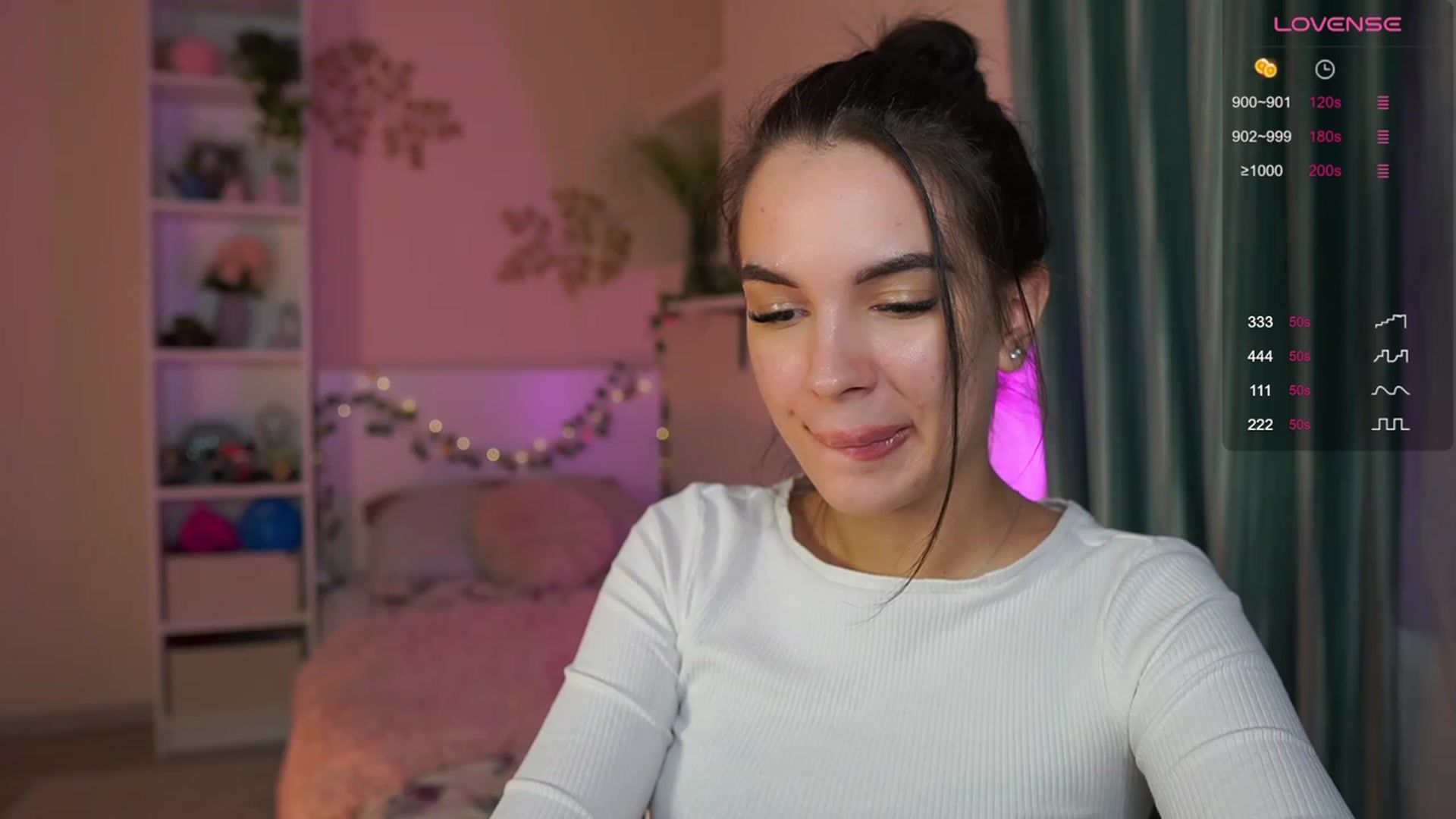 Gallery image thumbnail from Kylie_Quinn's myfreecams stream on, 11/29/2023, 23:15 image 10 of 20
