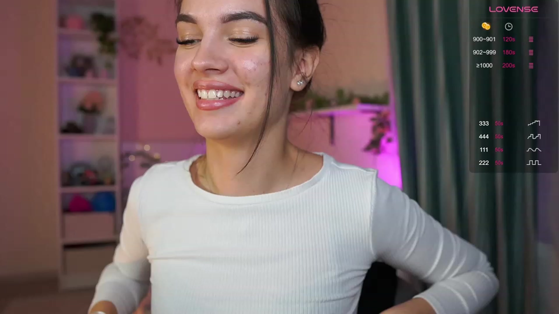 Gallery image thumbnail from Kylie_Quinn's myfreecams stream on, 11/29/2023, 23:15 image 3 of 20