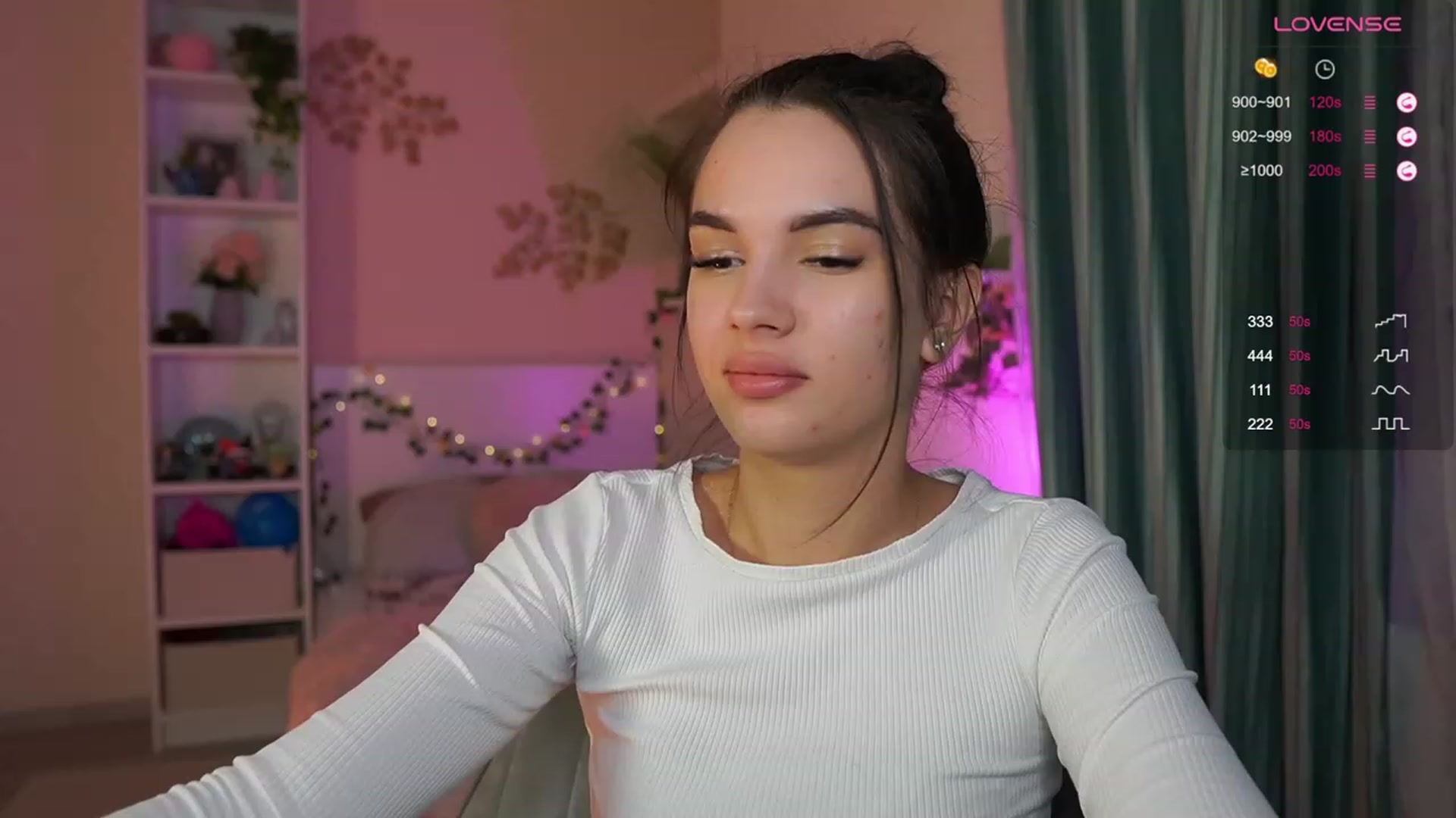 Gallery image thumbnail from Kylie_Quinn's myfreecams stream on, 11/29/2023, 23:15 image 16 of 20