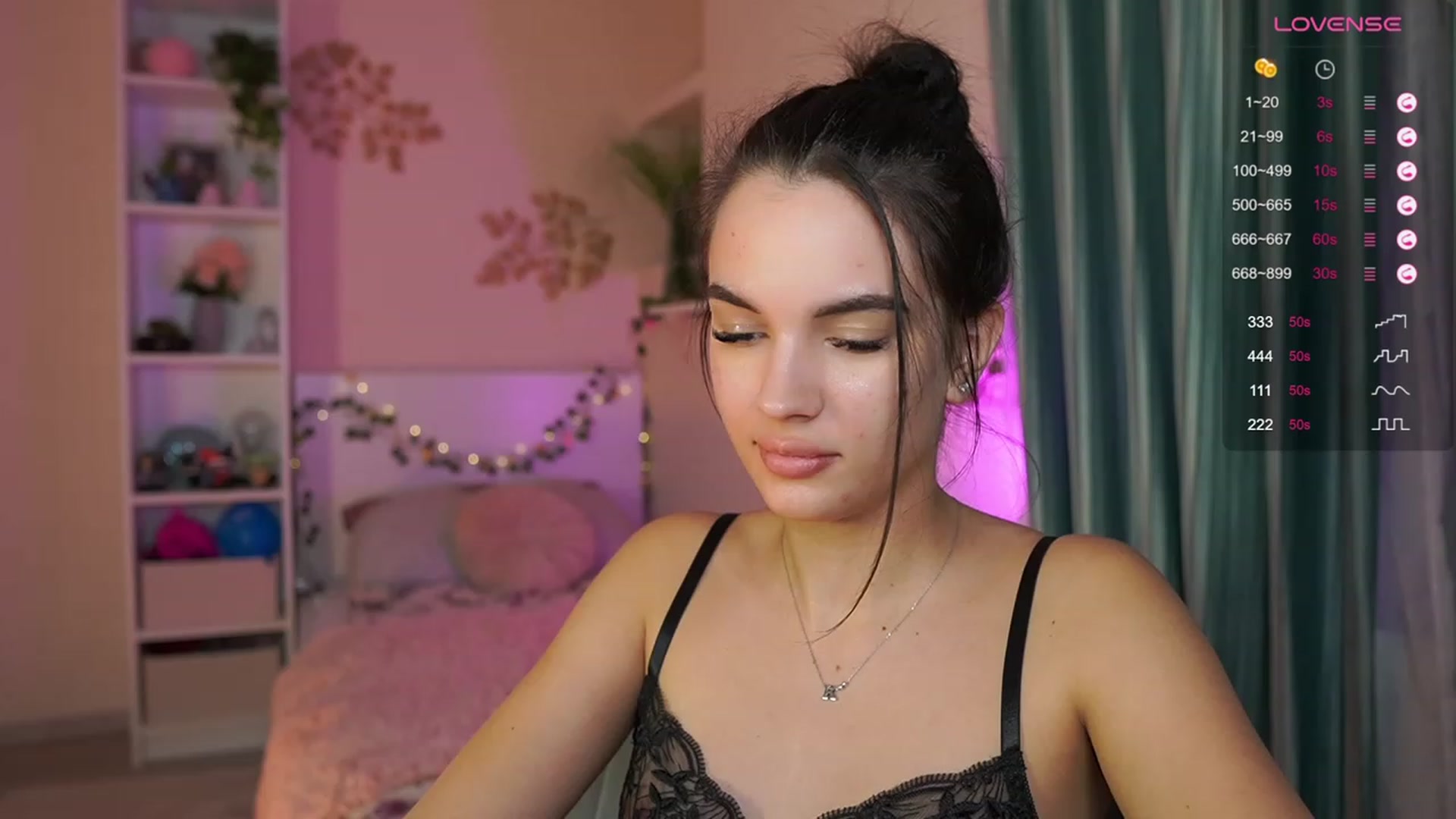 Gallery image thumbnail from Kylie_Quinn's myfreecams stream on, 11/29/2023, 23:36 image 8 of 20