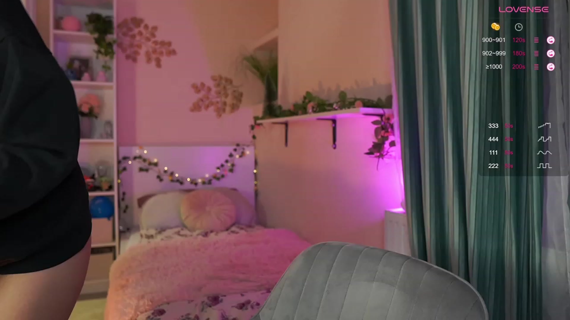 Gallery image thumbnail from Kylie_Quinn's myfreecams stream on, 11/29/2023, 23:36 image 18 of 20
