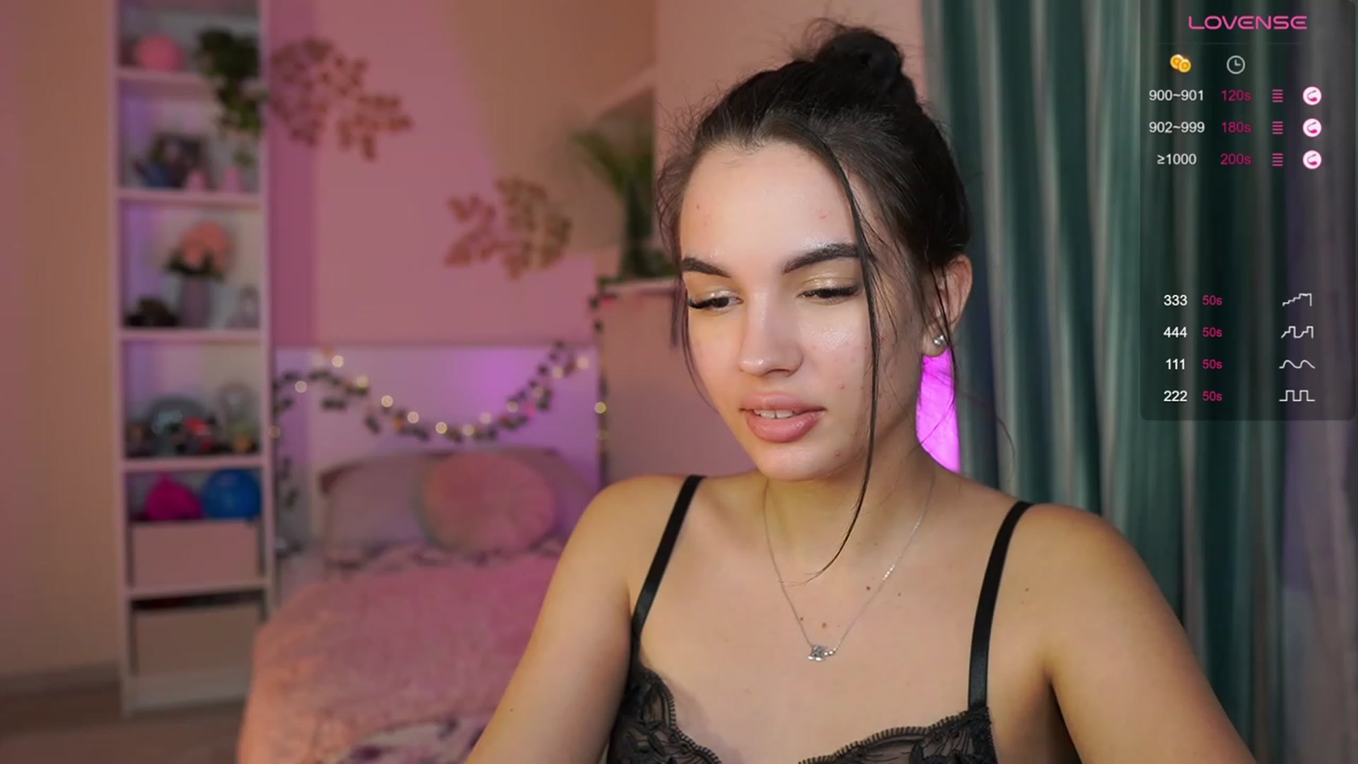 Gallery image thumbnail from Kylie_Quinn's myfreecams stream on, 11/29/2023, 23:36 image 4 of 20
