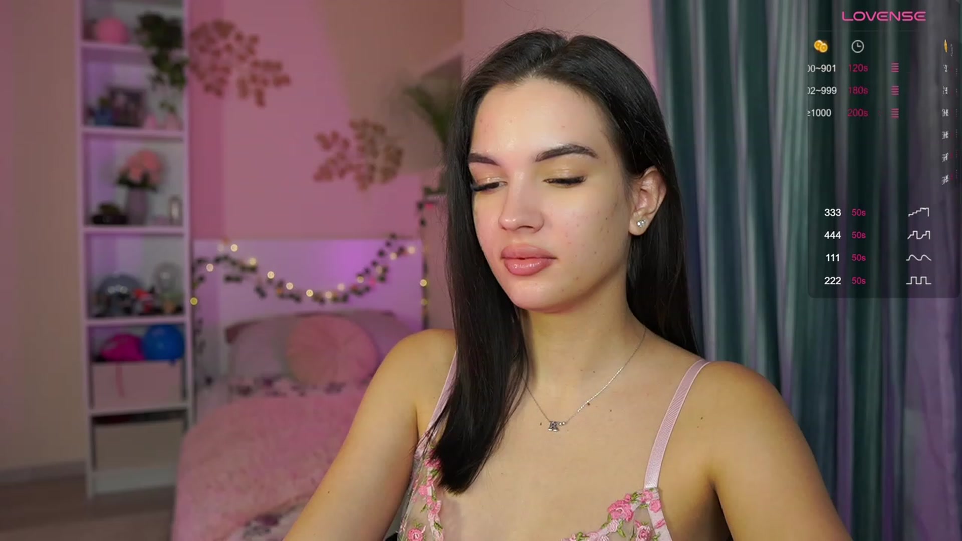 Gallery image thumbnail from Kylie_Quinn's myfreecams stream on, 12/01/2023, 20:06 image 19 of 20