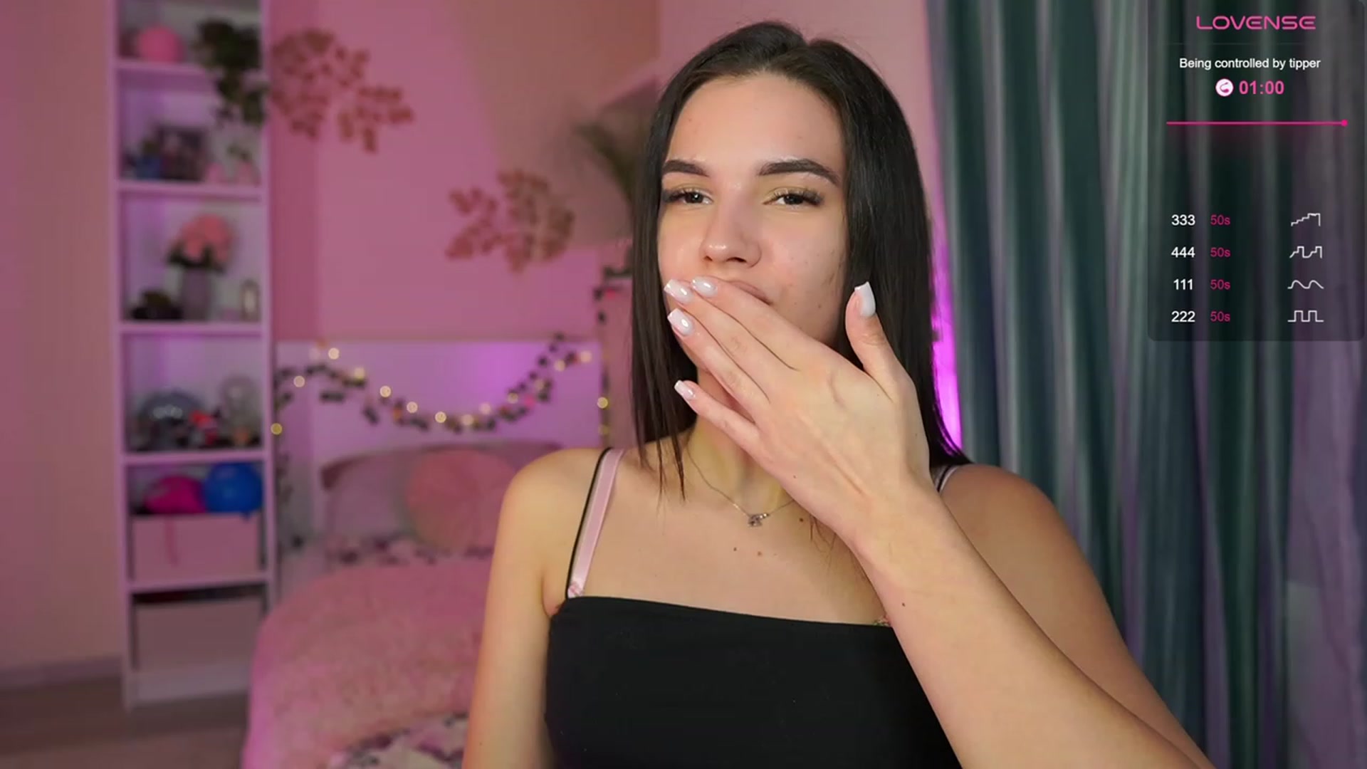 Gallery image thumbnail from Kylie_Quinn's myfreecams stream on, 12/01/2023, 21:55 image 17 of 20
