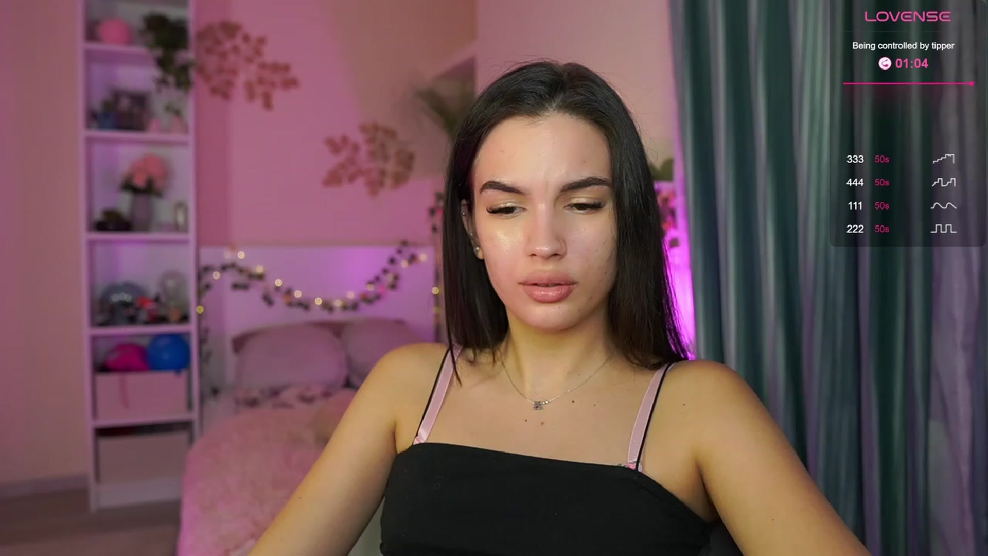 Gallery image thumbnail from Kylie_Quinn's myfreecams stream on, 12/01/2023, 22:59 image 15 of 20