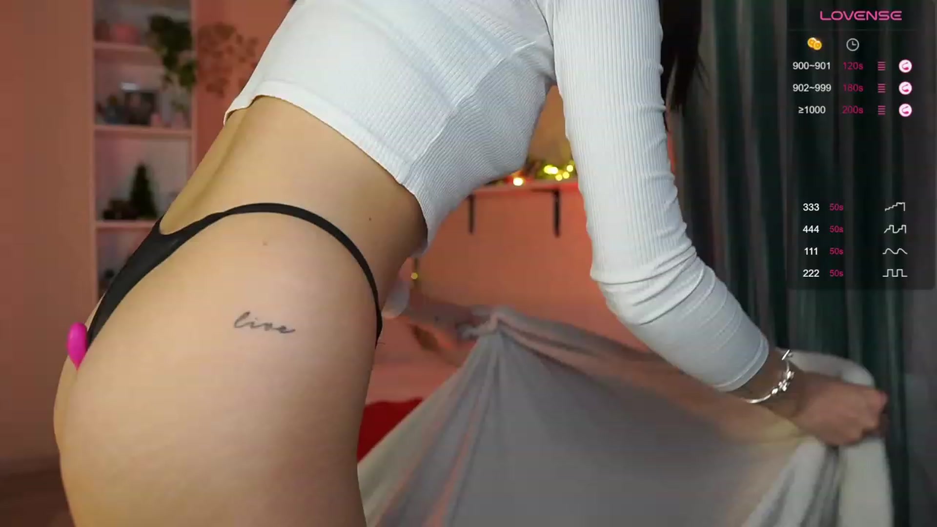 Gallery image thumbnail from Kylie_Quinn's myfreecams stream on, 12/02/2023, 22:20 image 10 of 20