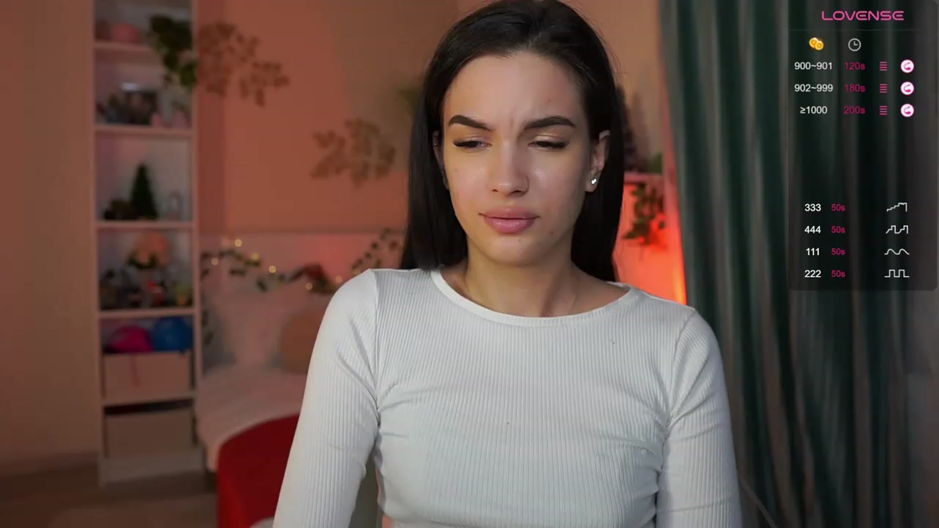 Gallery image thumbnail from Kylie_Quinn's myfreecams stream on, 12/03/2023, 24:40 image 16 of 20