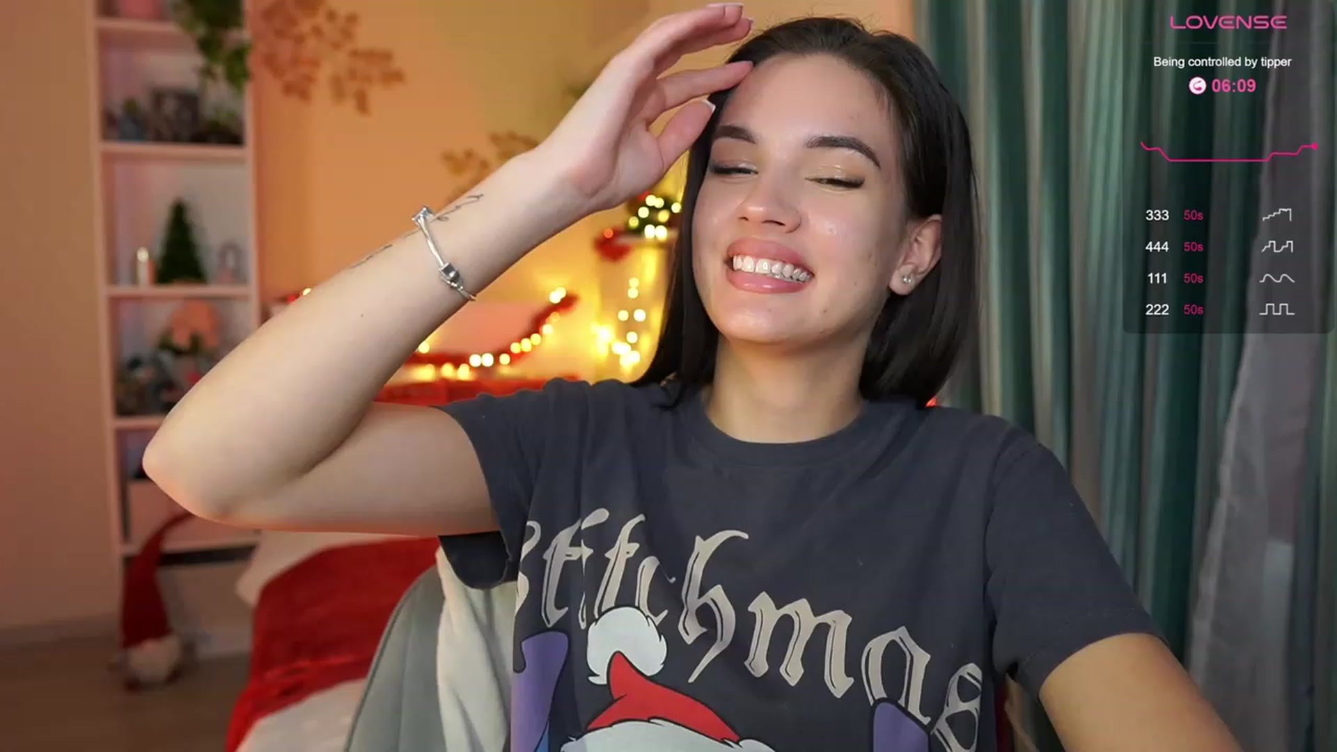 Gallery image thumbnail from Kylie_Quinn's myfreecams stream on, 12/04/2023, 20:43 image 16 of 20