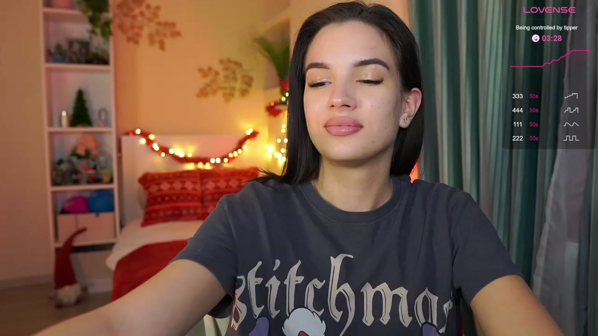 Gallery image thumbnail from Kylie_Quinn's myfreecams stream on, 12/04/2023, 20:43 image 17 of 20