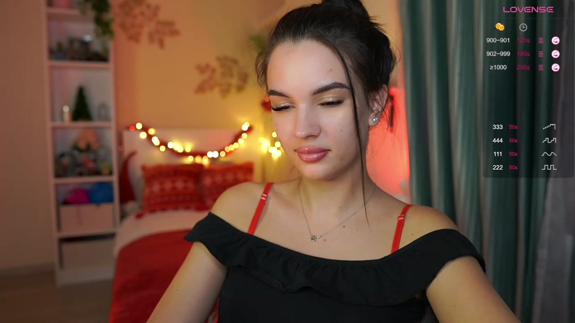Gallery image thumbnail from Kylie_Quinn's myfreecams stream on, 12/07/2023, 17:01 image 2 of 20
