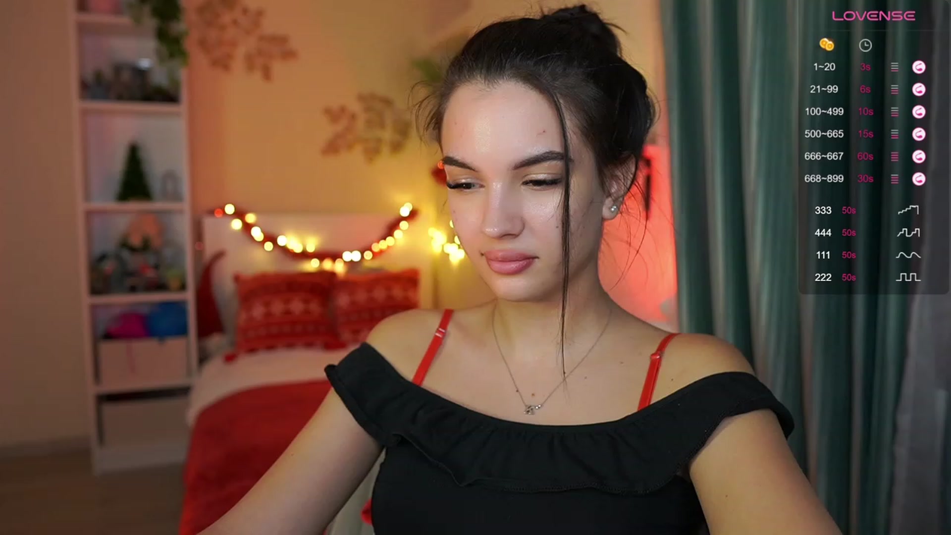 Gallery image thumbnail from Kylie_Quinn's myfreecams stream on, 12/07/2023, 18:28 image 3 of 20