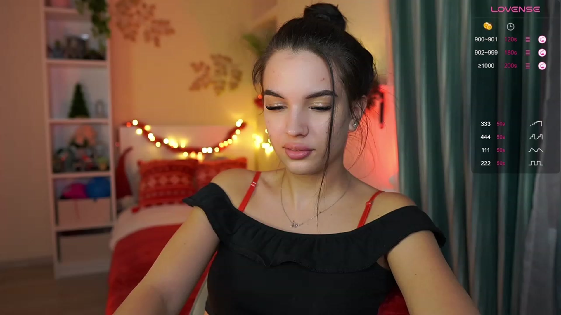Gallery image thumbnail from Kylie_Quinn's myfreecams stream on, 12/07/2023, 19:12 image 13 of 20