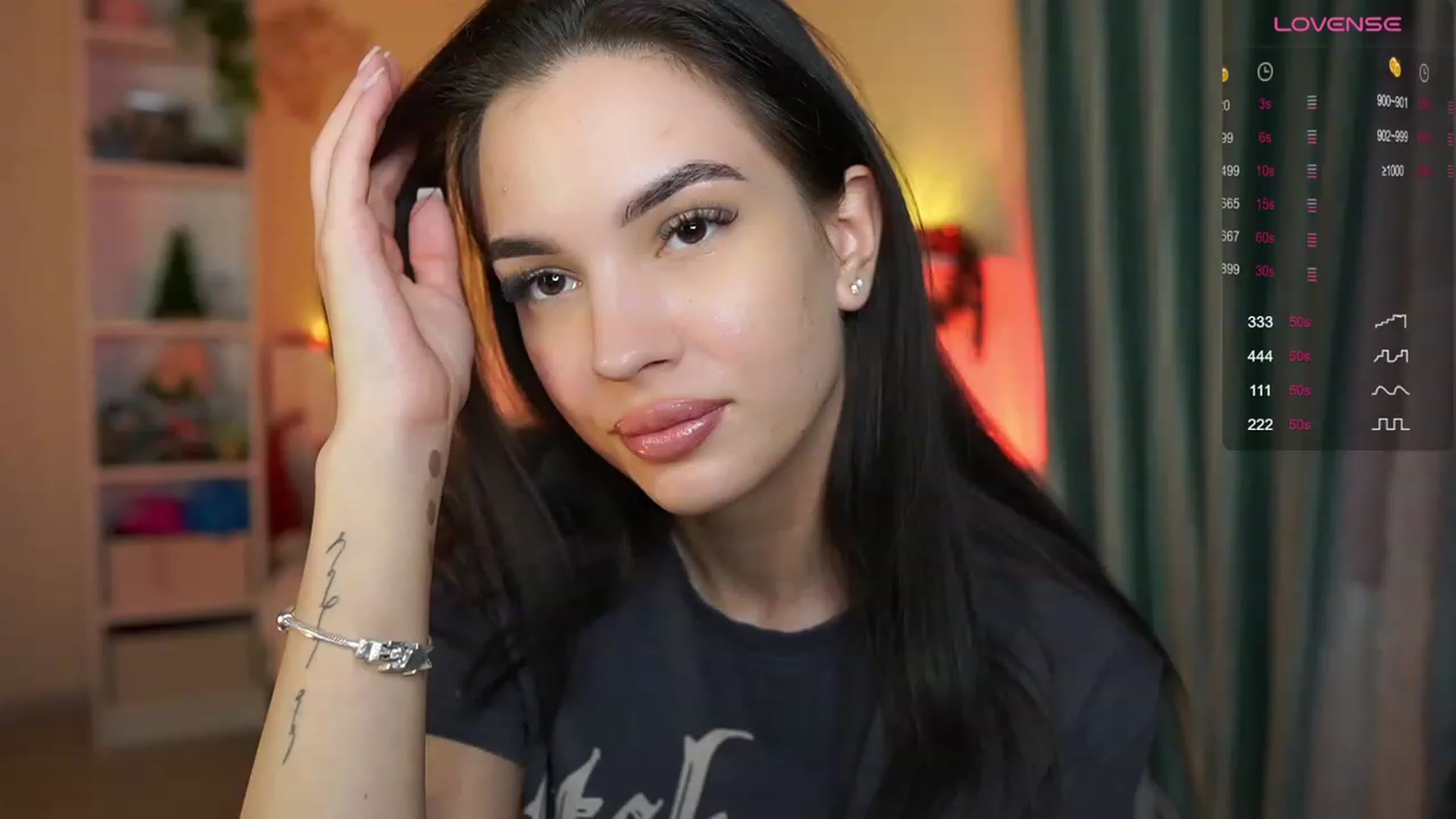 Gallery image thumbnail from Kylie_Quinn's myfreecams stream on, 12/10/2023, 22:59 image 3 of 20