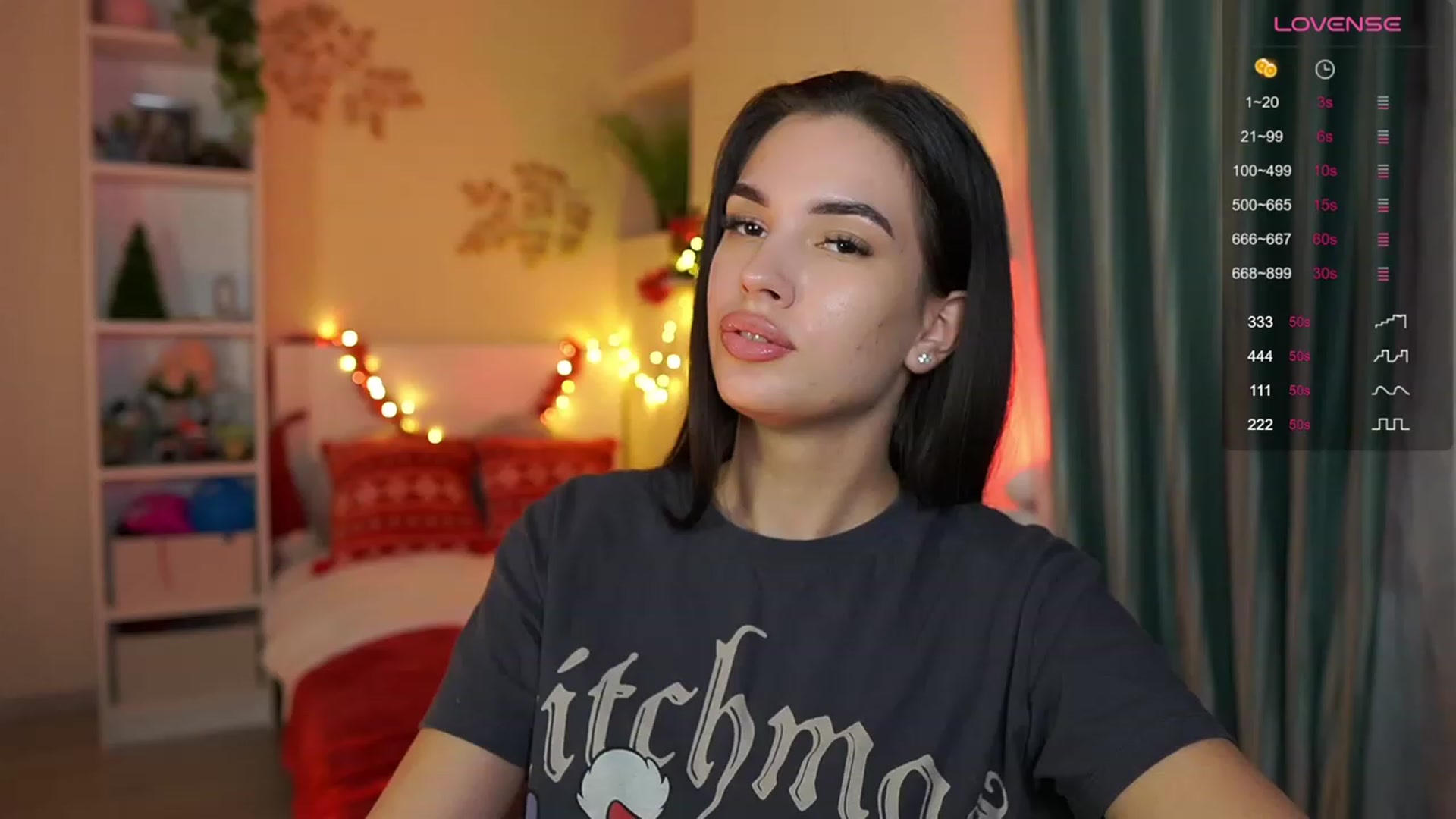 Gallery image thumbnail from Kylie_Quinn's myfreecams stream on, 12/11/2023, 24:19 image 17 of 20
