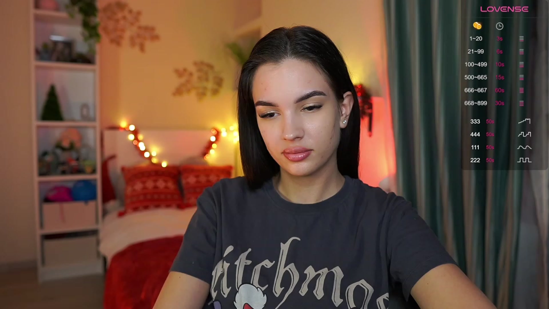 Gallery image thumbnail from Kylie_Quinn's myfreecams stream on, 12/11/2023, 24:19 image 8 of 20